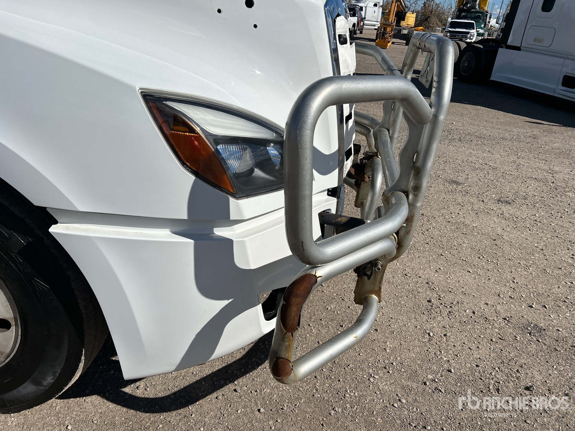 2023 Freightliner CASCADIA 126