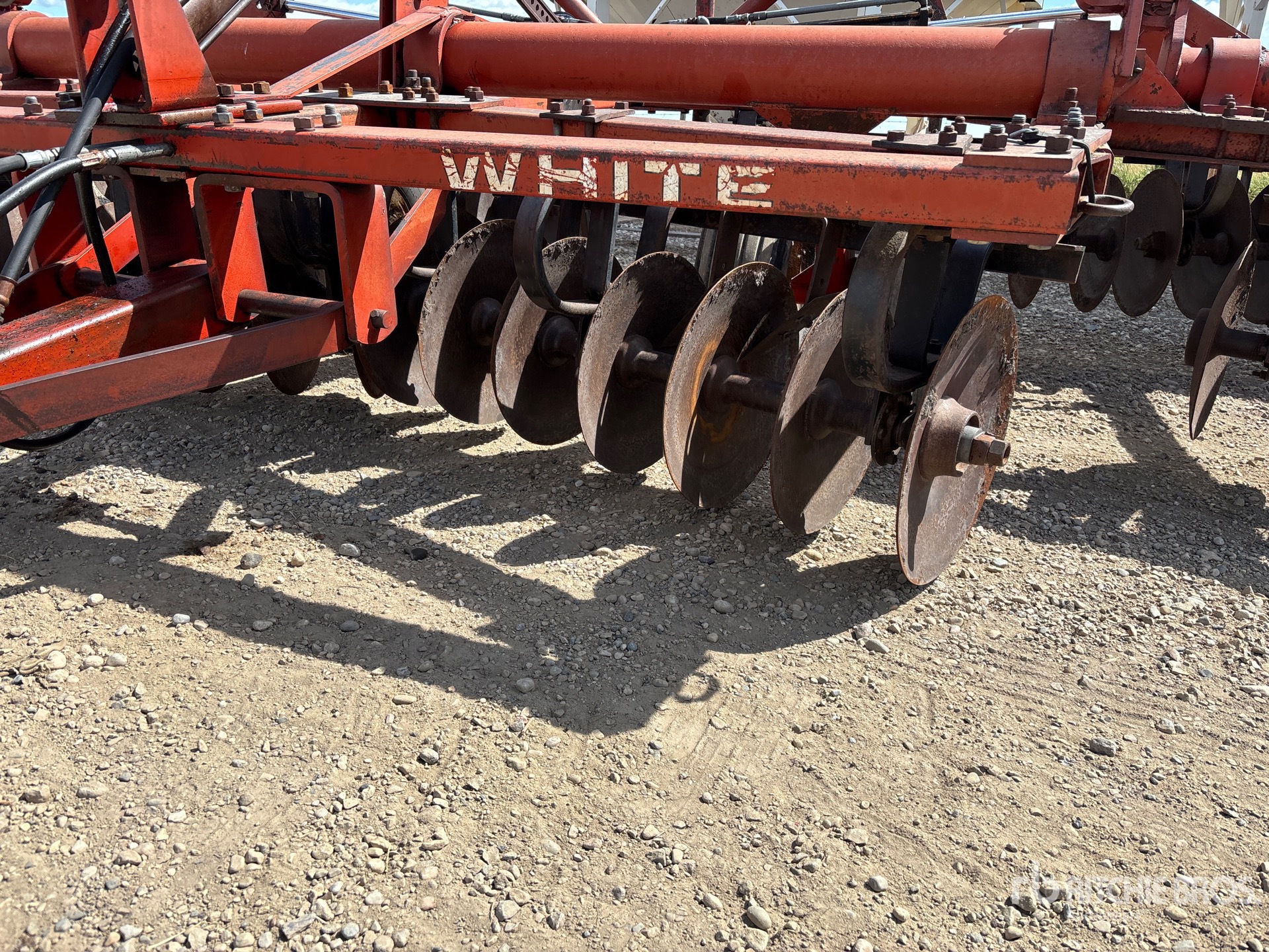 White 271