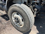 Underbody with Right Steer Tire
