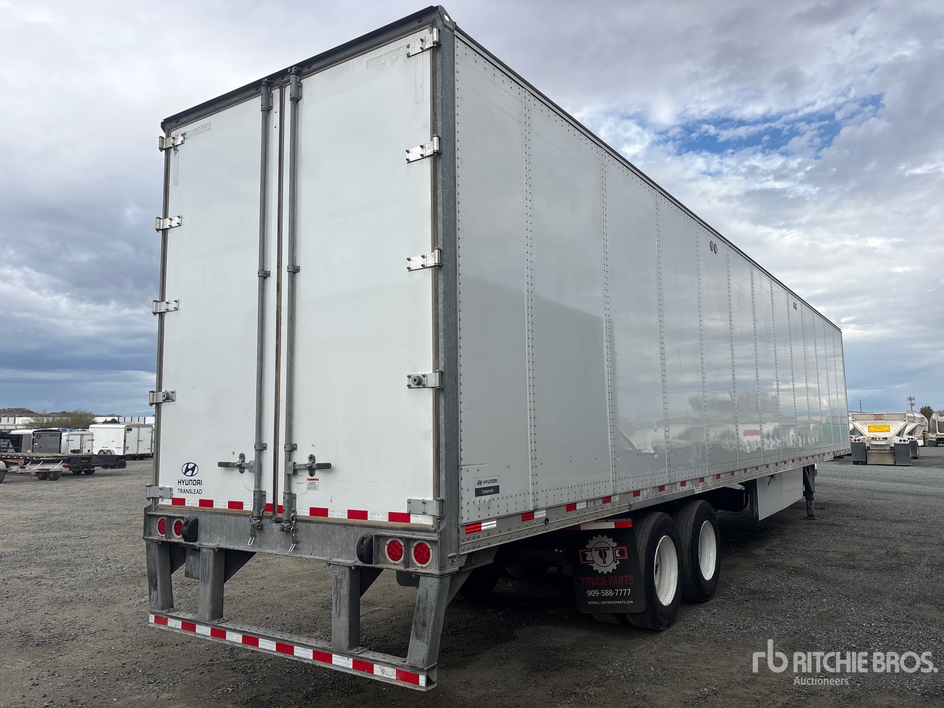 2023 Hyundai VC2530152-AJS