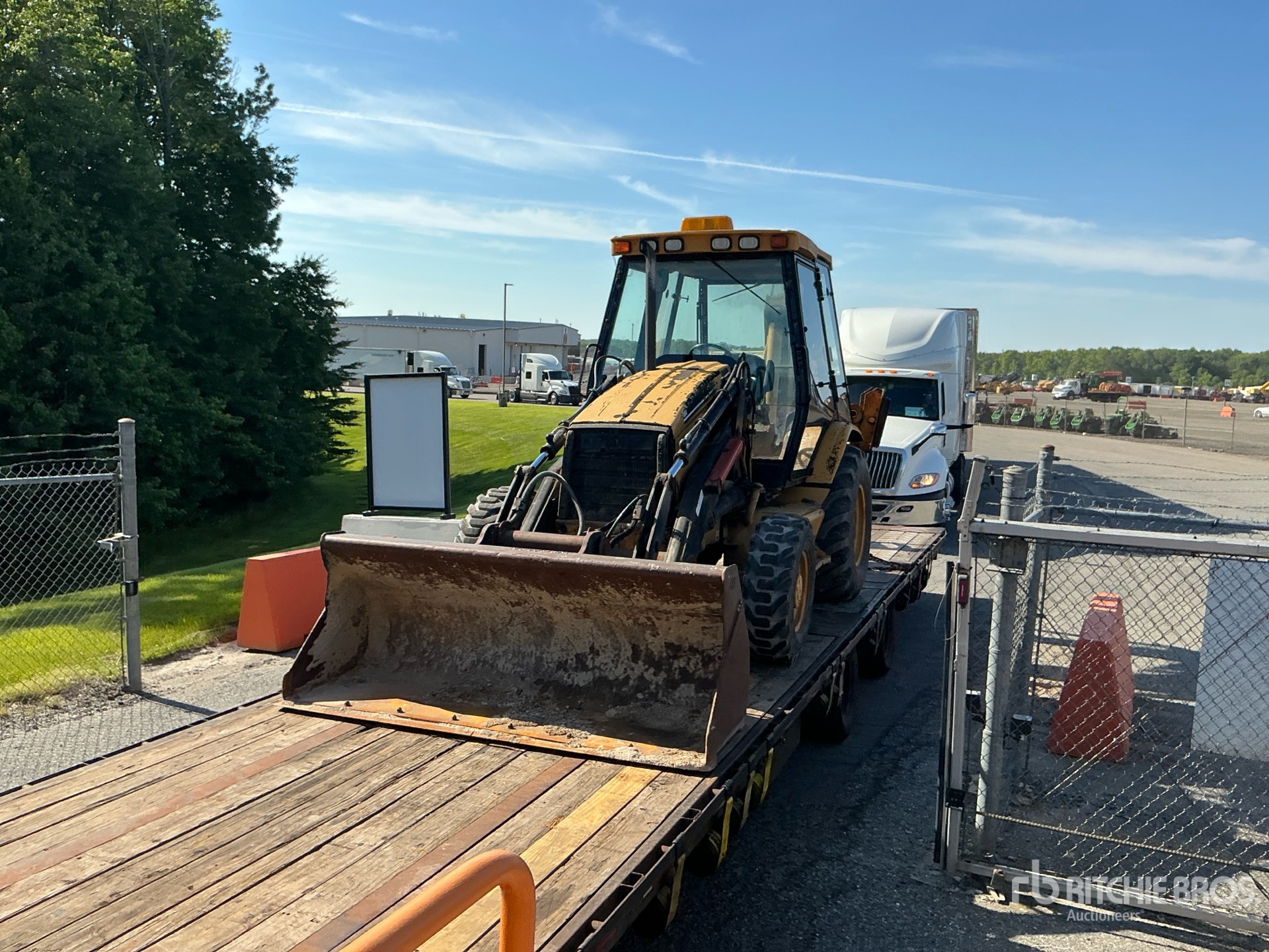 Photo of a 1998 Caterpillar 416C