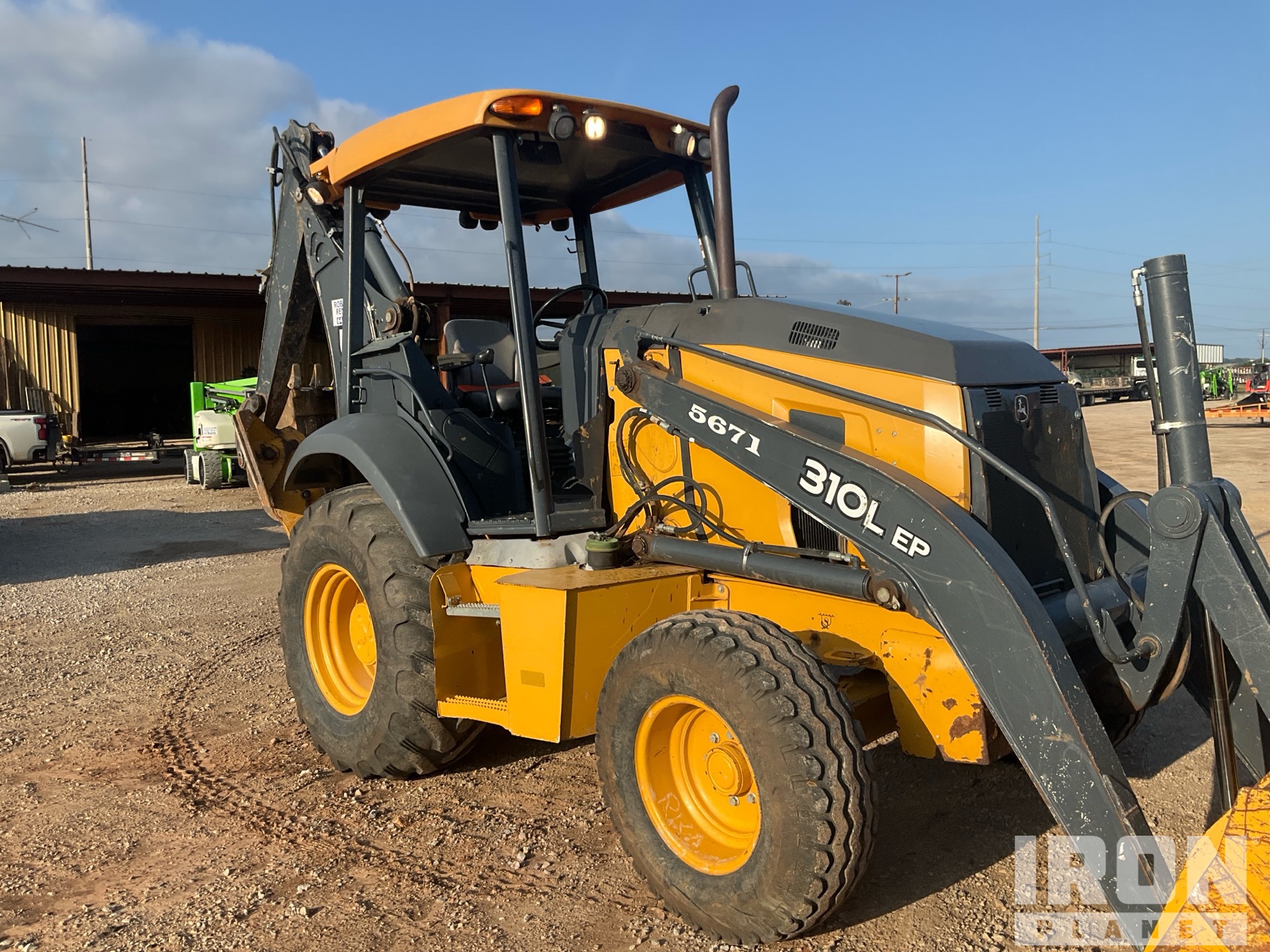 Photo of a 2019 John Deere 310L EP