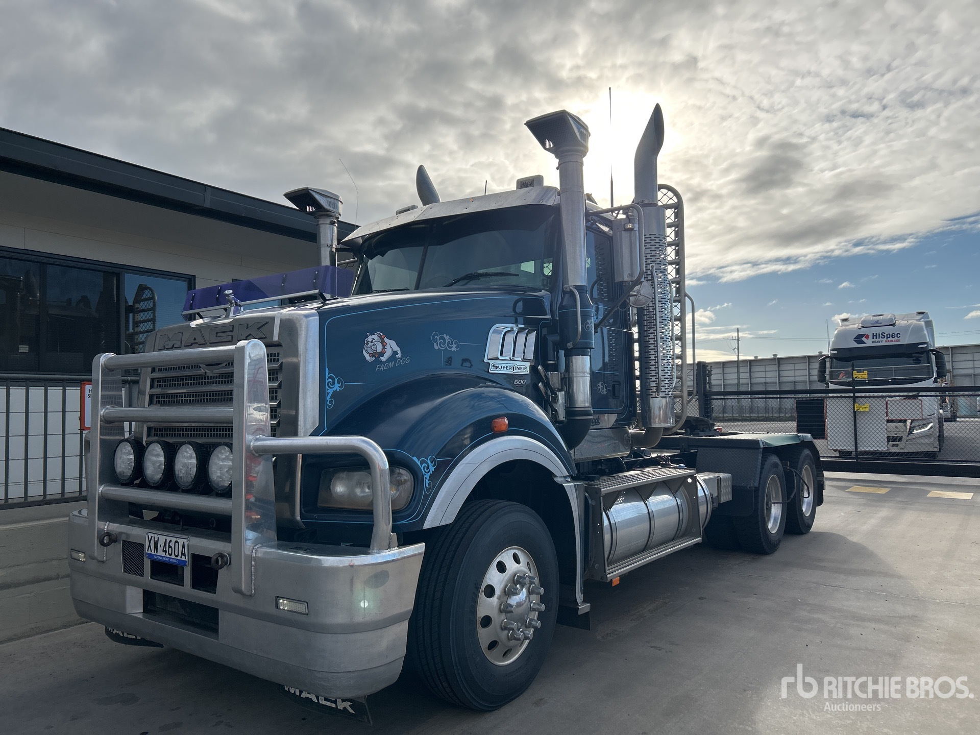 Photo of a 2017 Mack CLXT SUPER-LINE