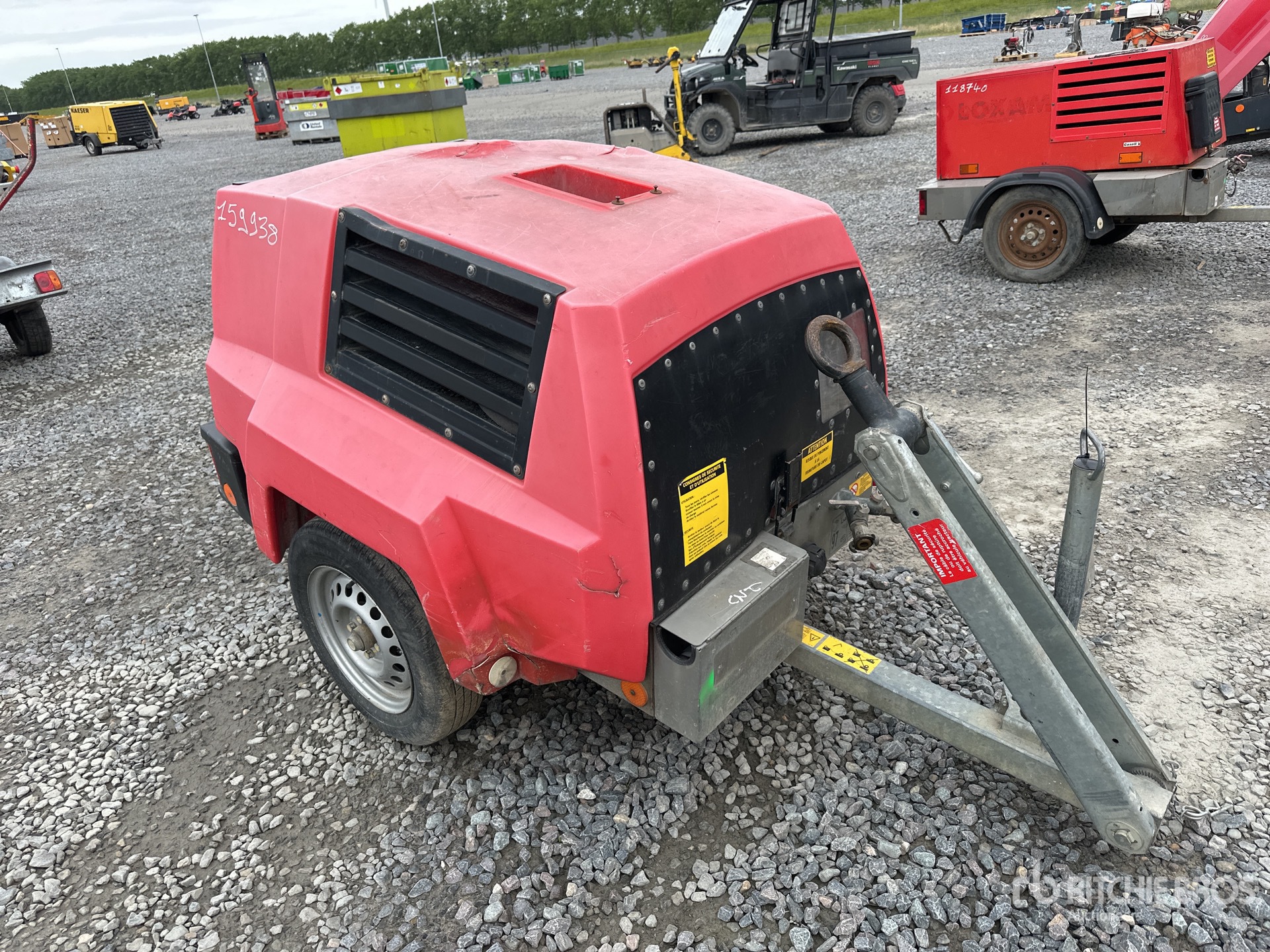 General Appearance with Picture, Right Front Corner