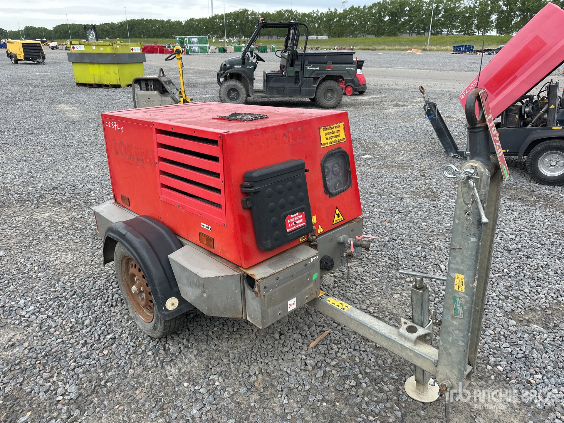 General Appearance with Picture, Right Front Corner