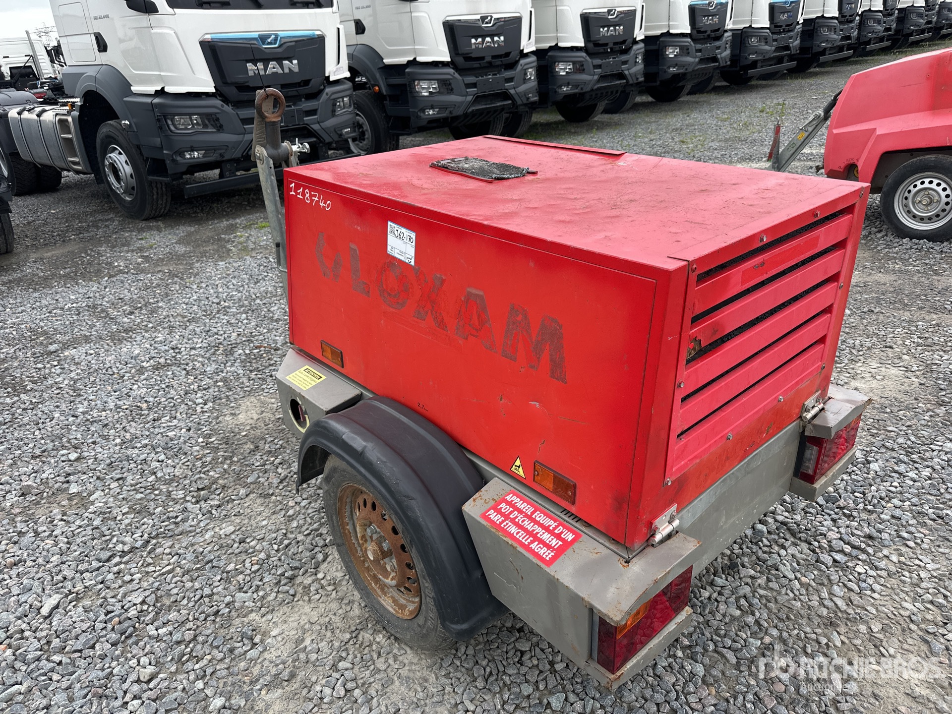 General Appearance with Picture, Left Rear Corner
