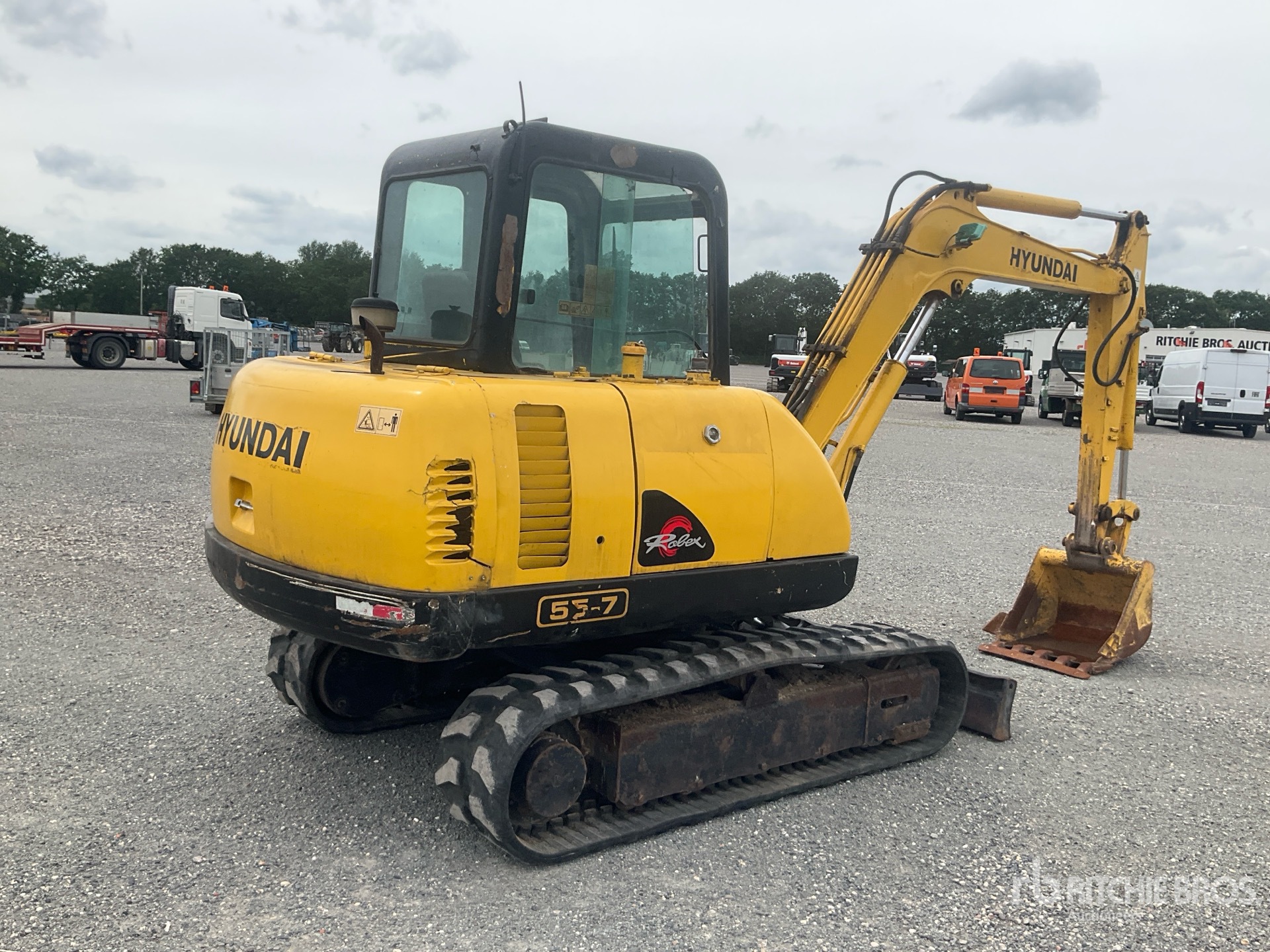 General Appearance with Picture, Right Rear Corner