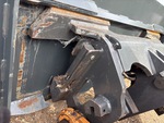 Chassis with Quick Coupler to Arms Pins