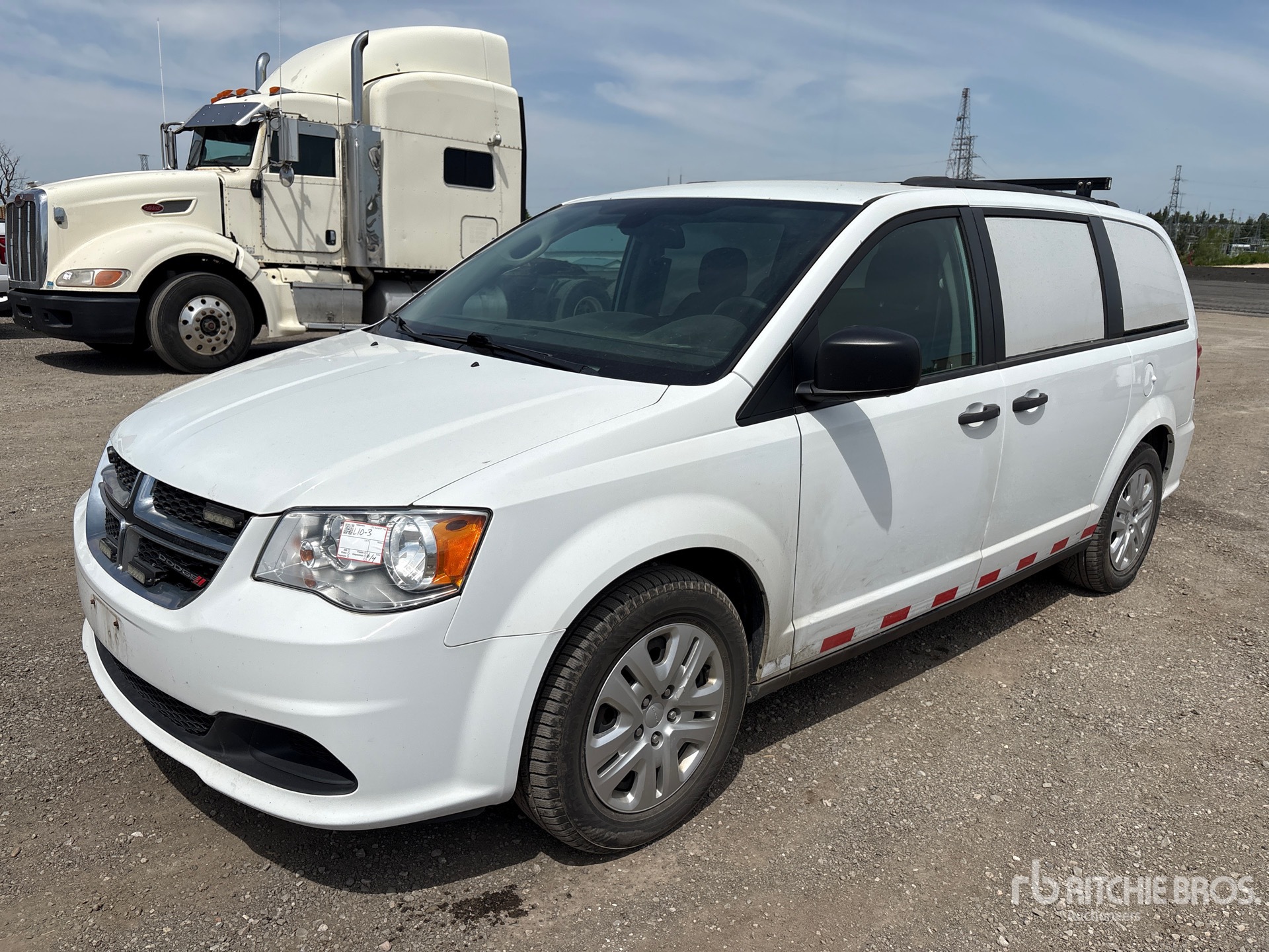 General Appearance with Picture, Left Front Corner