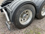4 Underbody - Truck with Right Rear Drive Tires