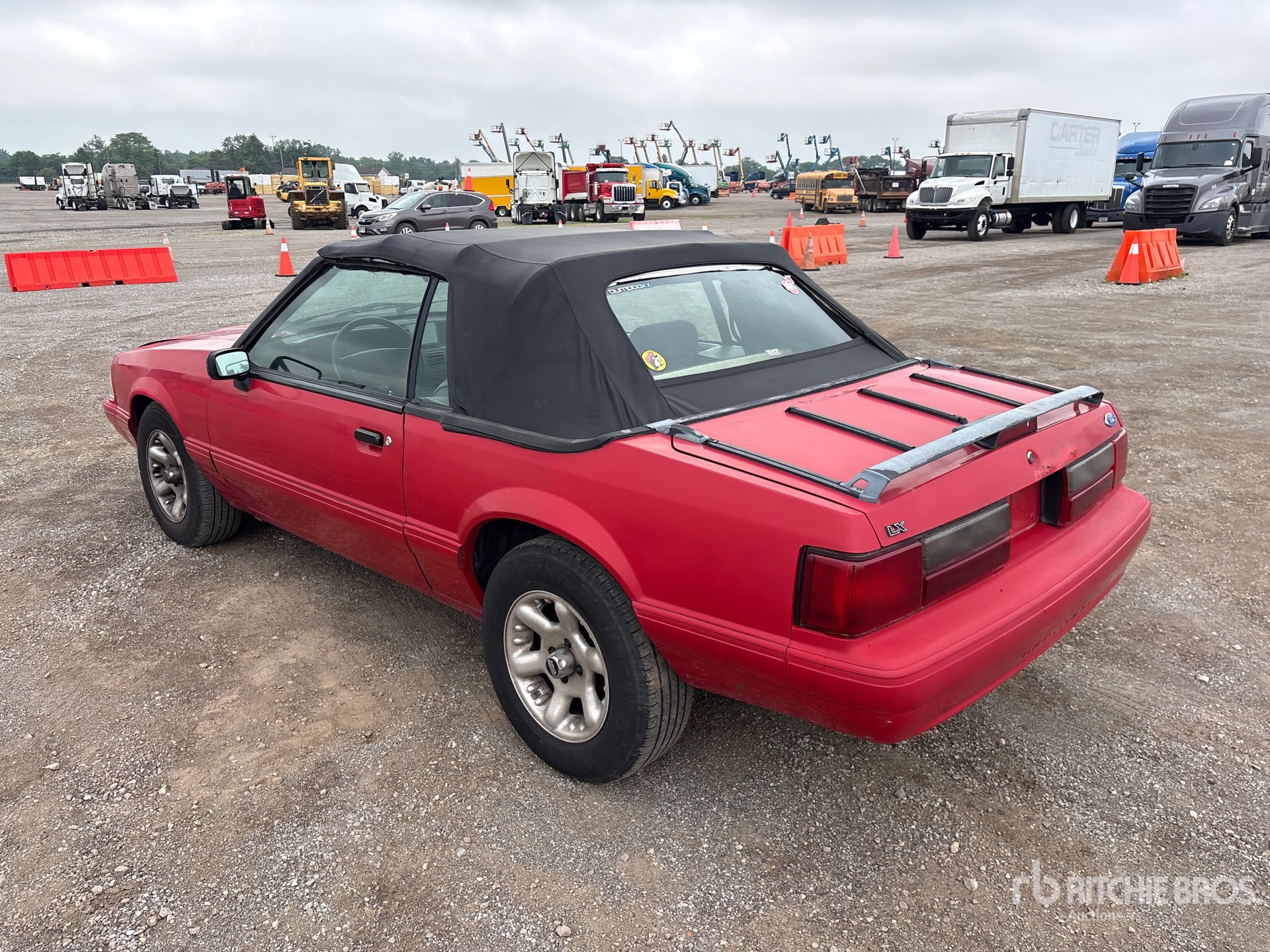 General Appearance with Imagen: esquina trasera izquierda