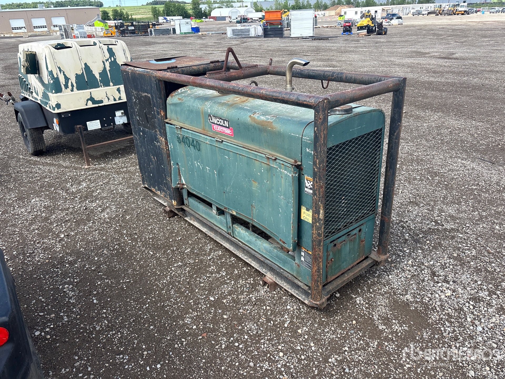 General Appearance with Picture, Left Rear Corner