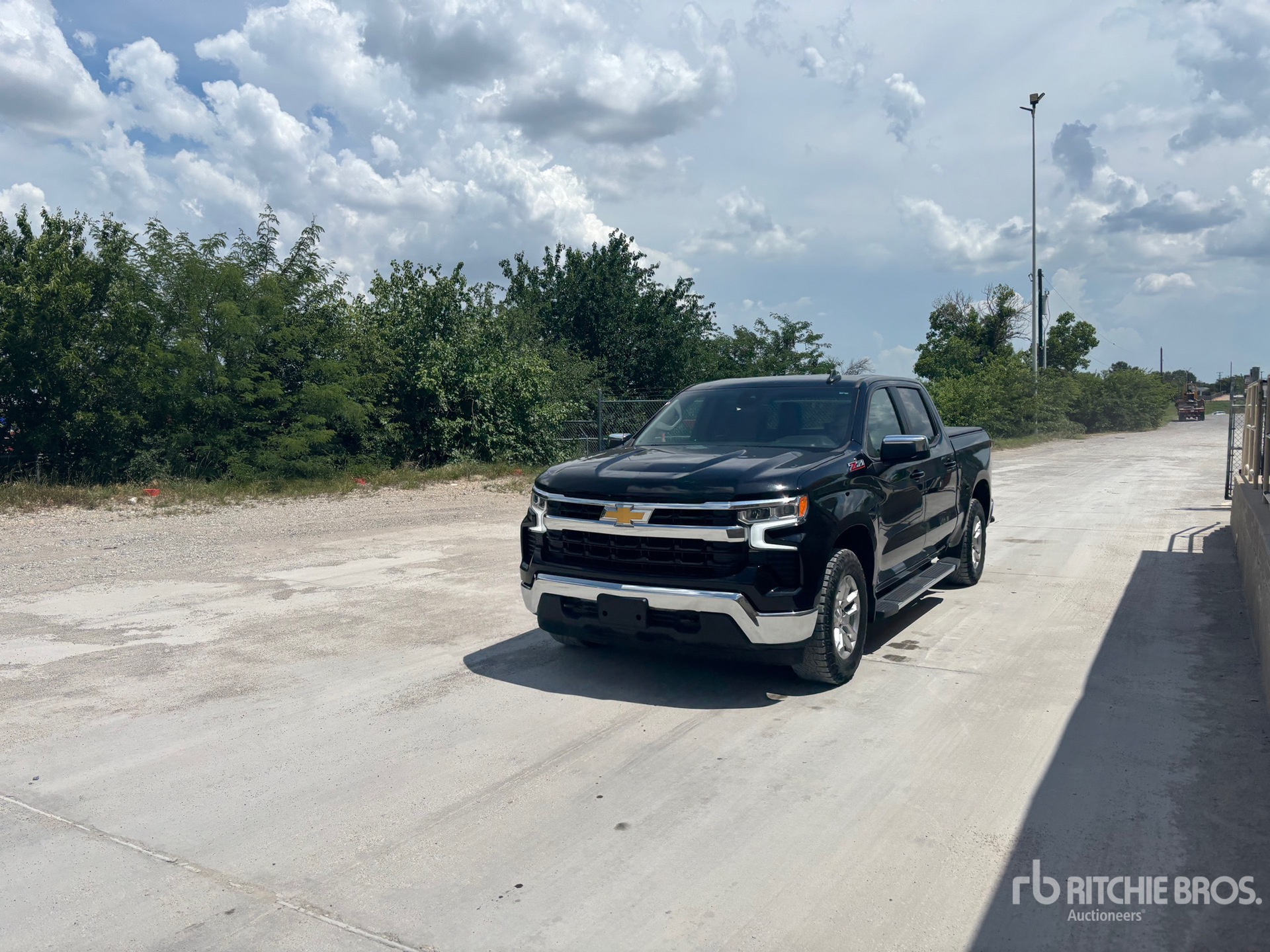 Photo of a 2023 Chevrolet SILVERADO 1500