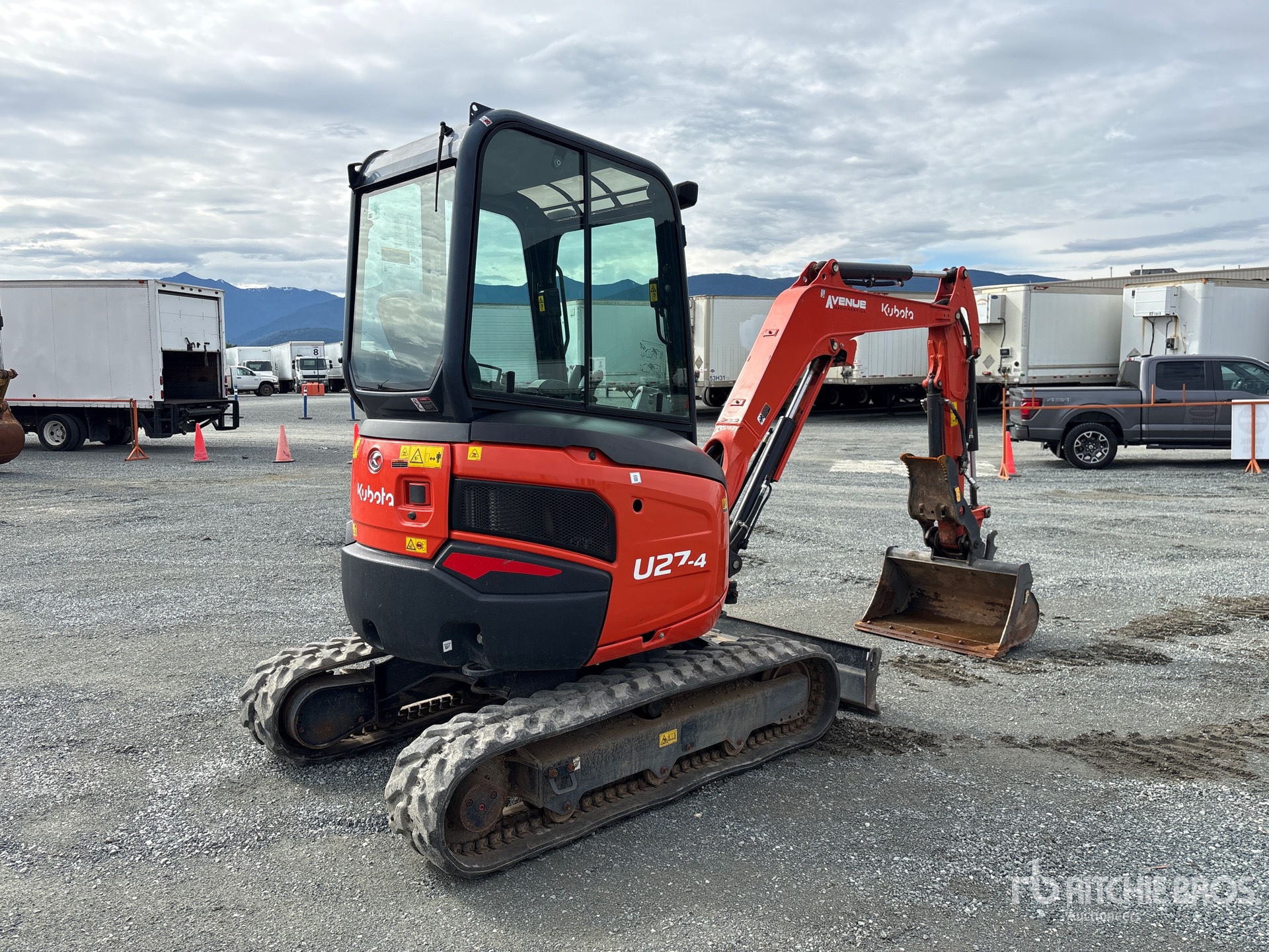 2022 Kubota U27-4