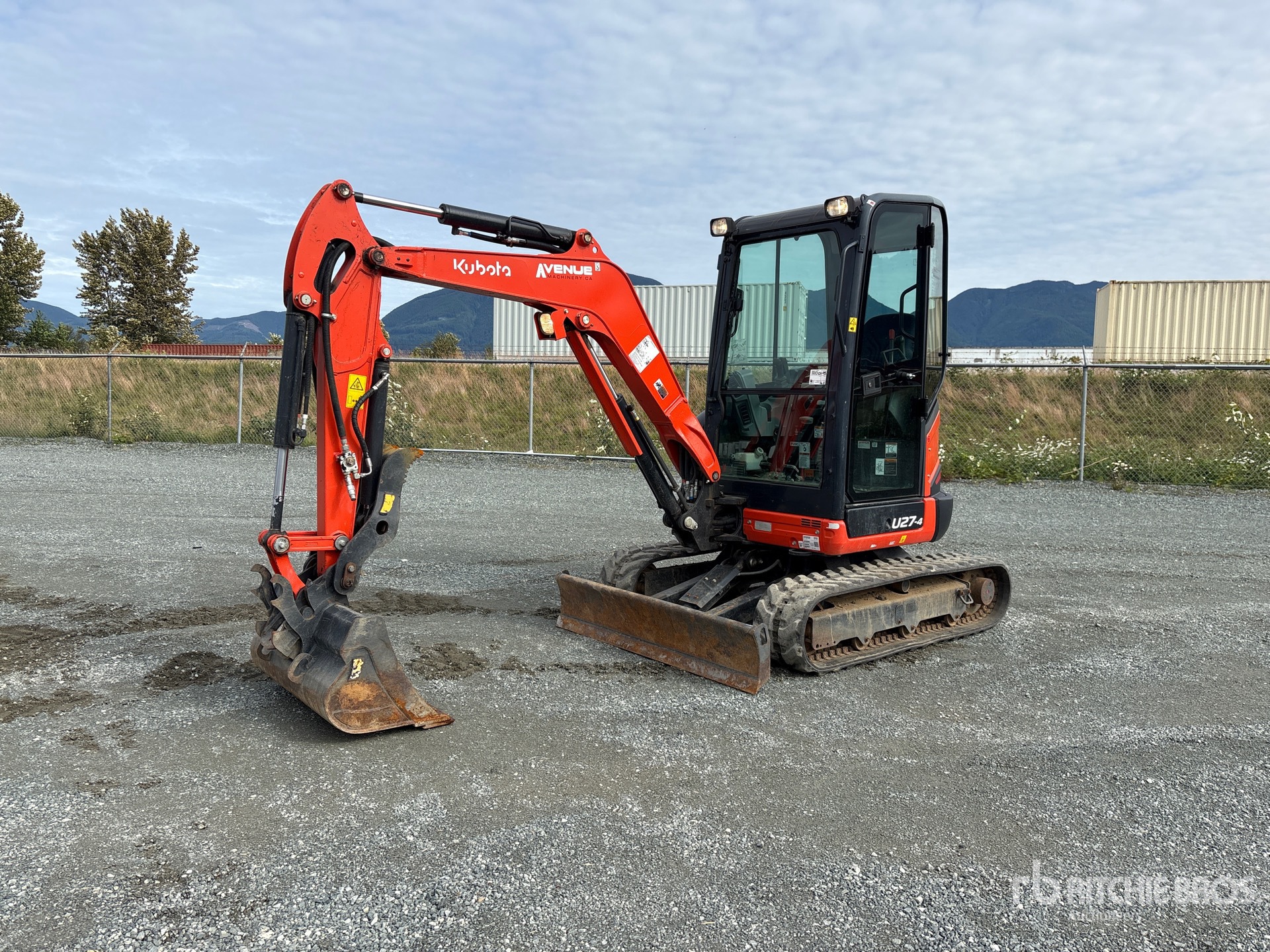 2022 Kubota U27-4