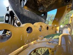 Hydraulics with Saddle Lock Pin