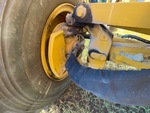 Drivetrain: Motor grader with