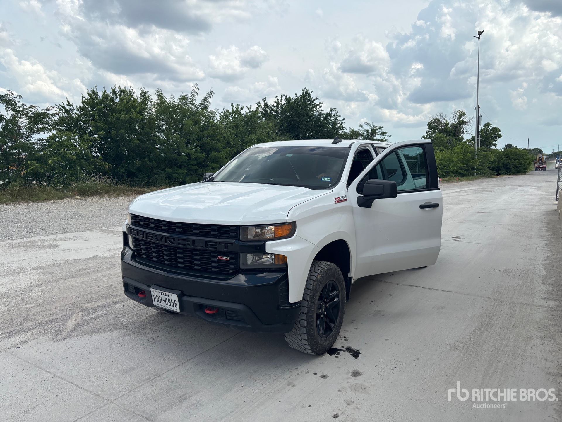 Photo of a 2021 Chevrolet SILVERADO 1500
