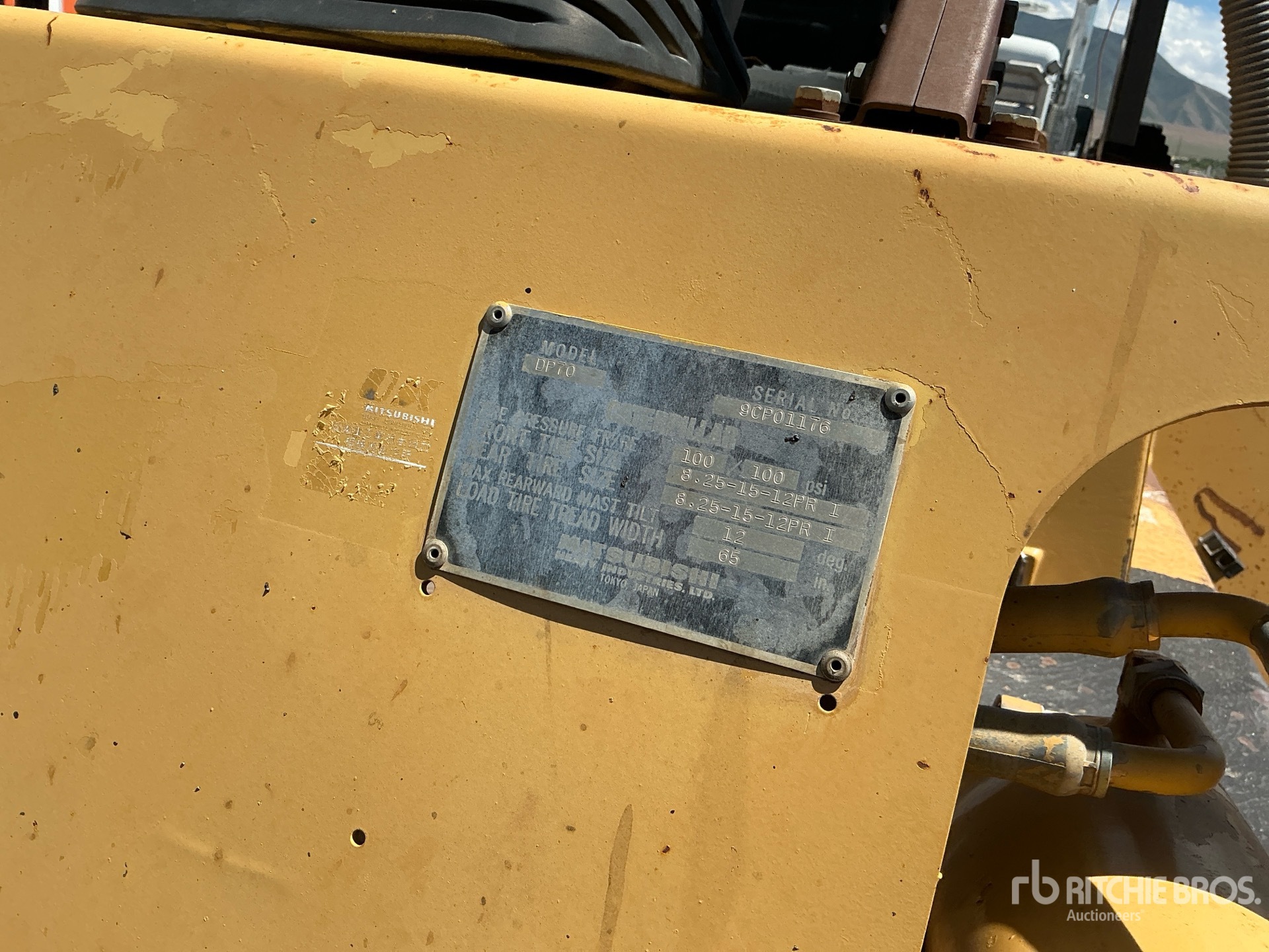 Photo of a 1999 Caterpillar DP70