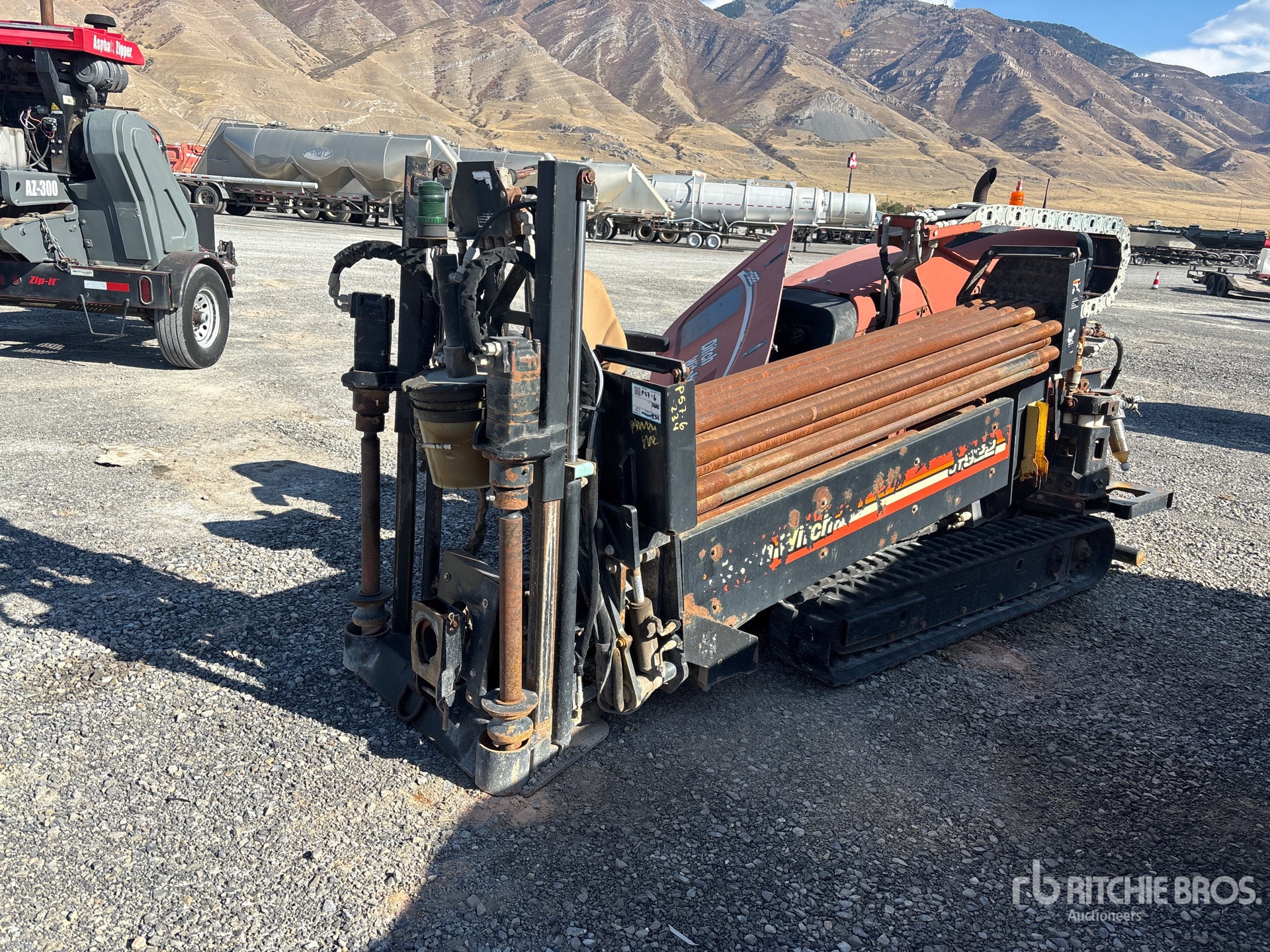 Photo of 2012 Ditch Witch JT922