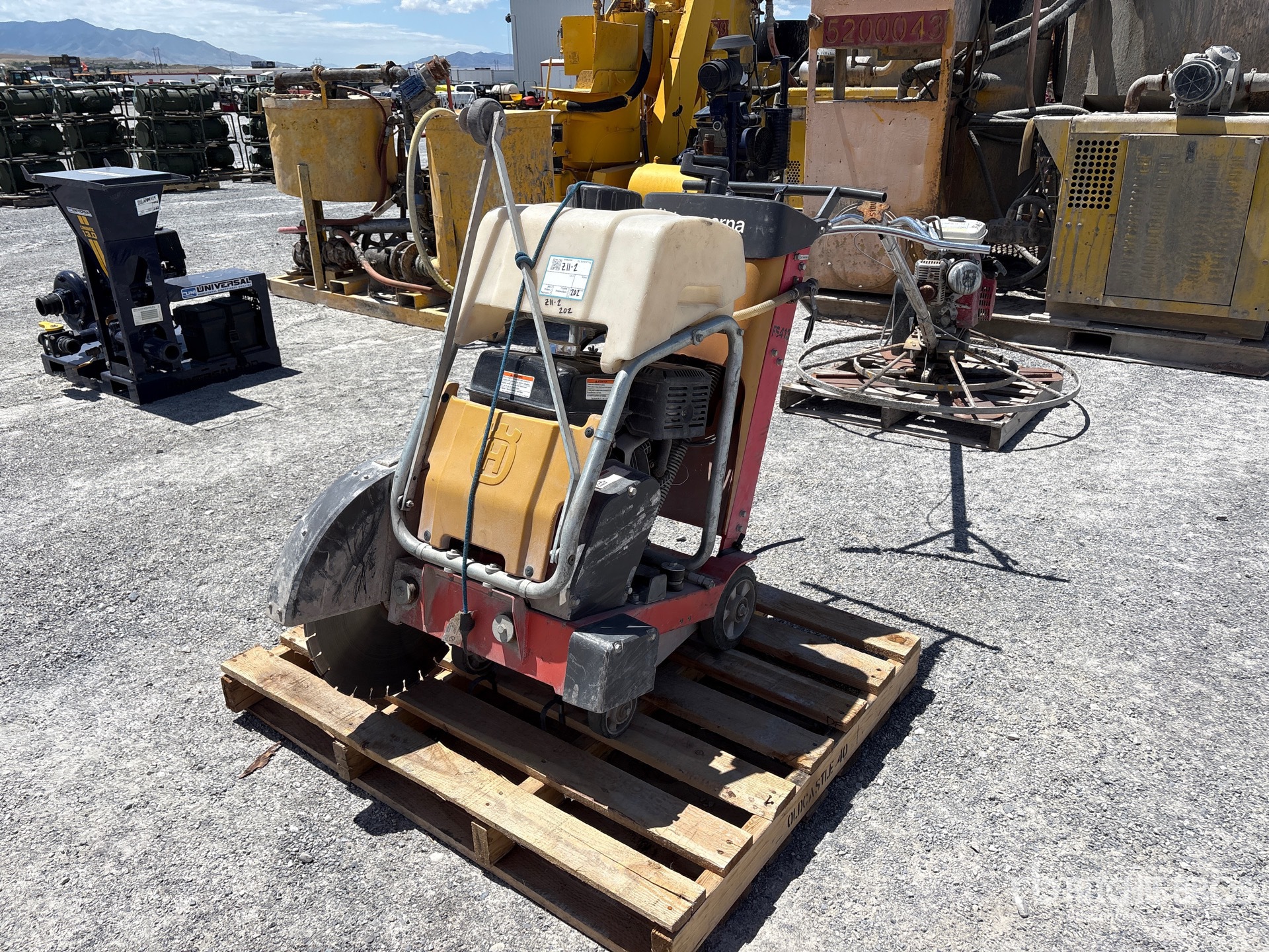 Photo of a  Husqvarna FS413