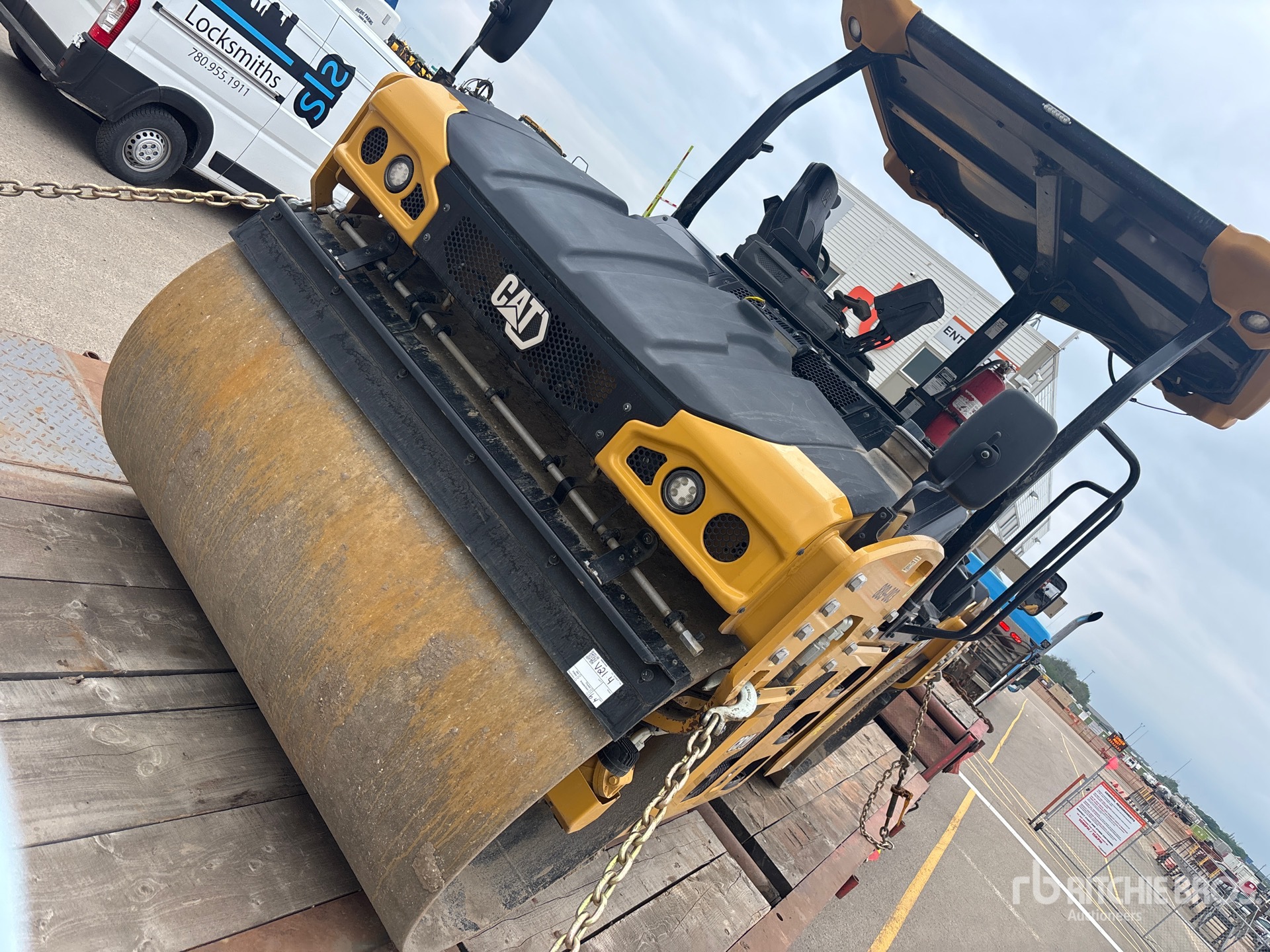 Photo of a 2021 Caterpillar CB-10