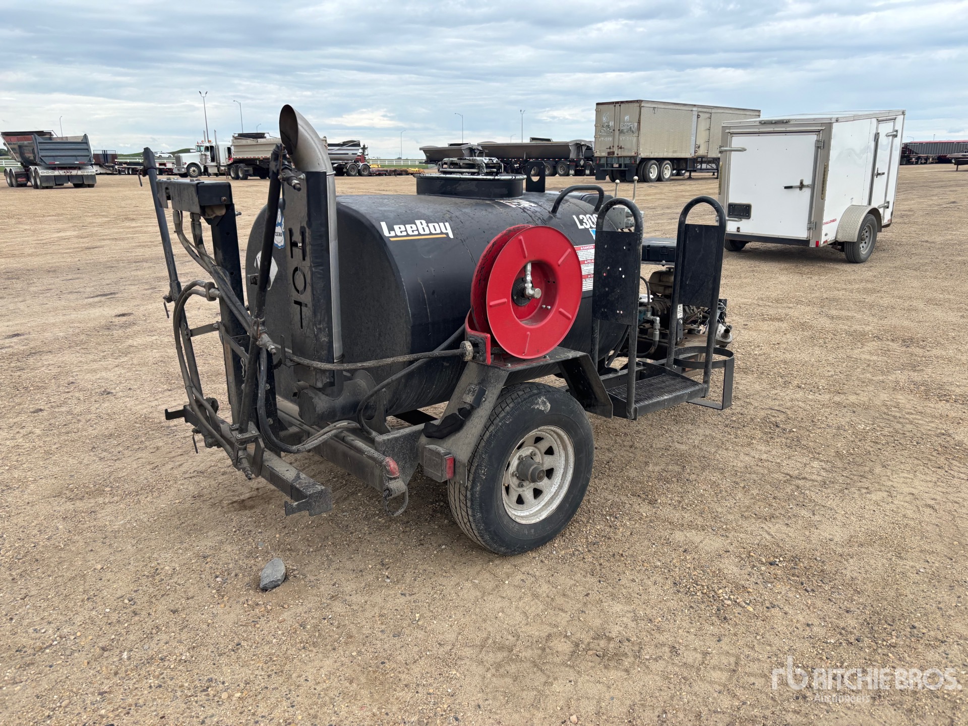 General Appearance with Picture, Right Rear Corner