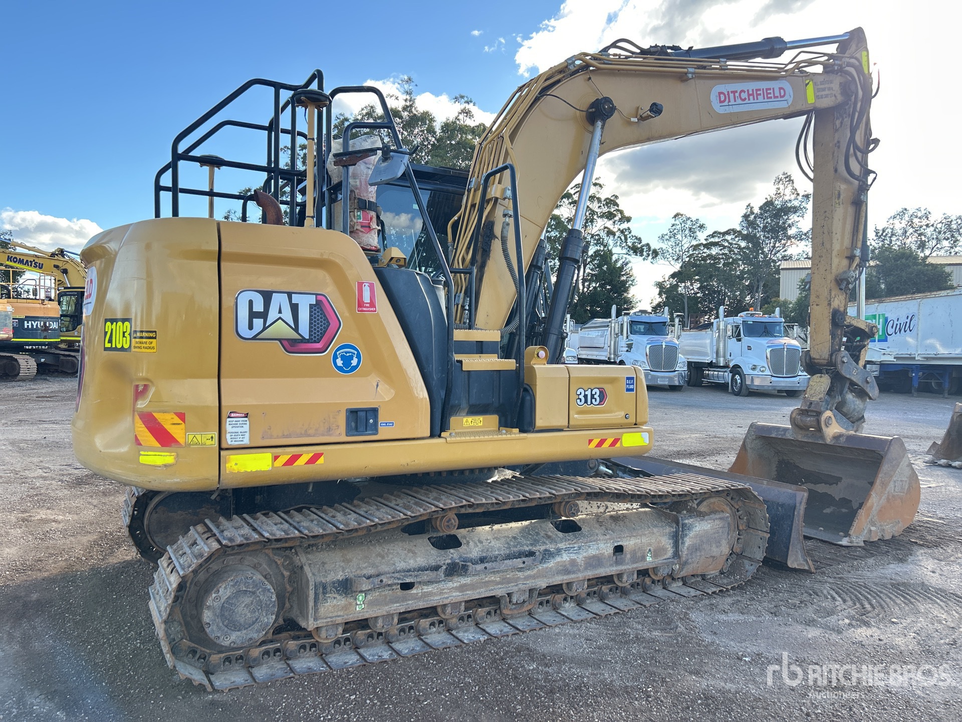 General Appearance with Picture, Right Rear Corner