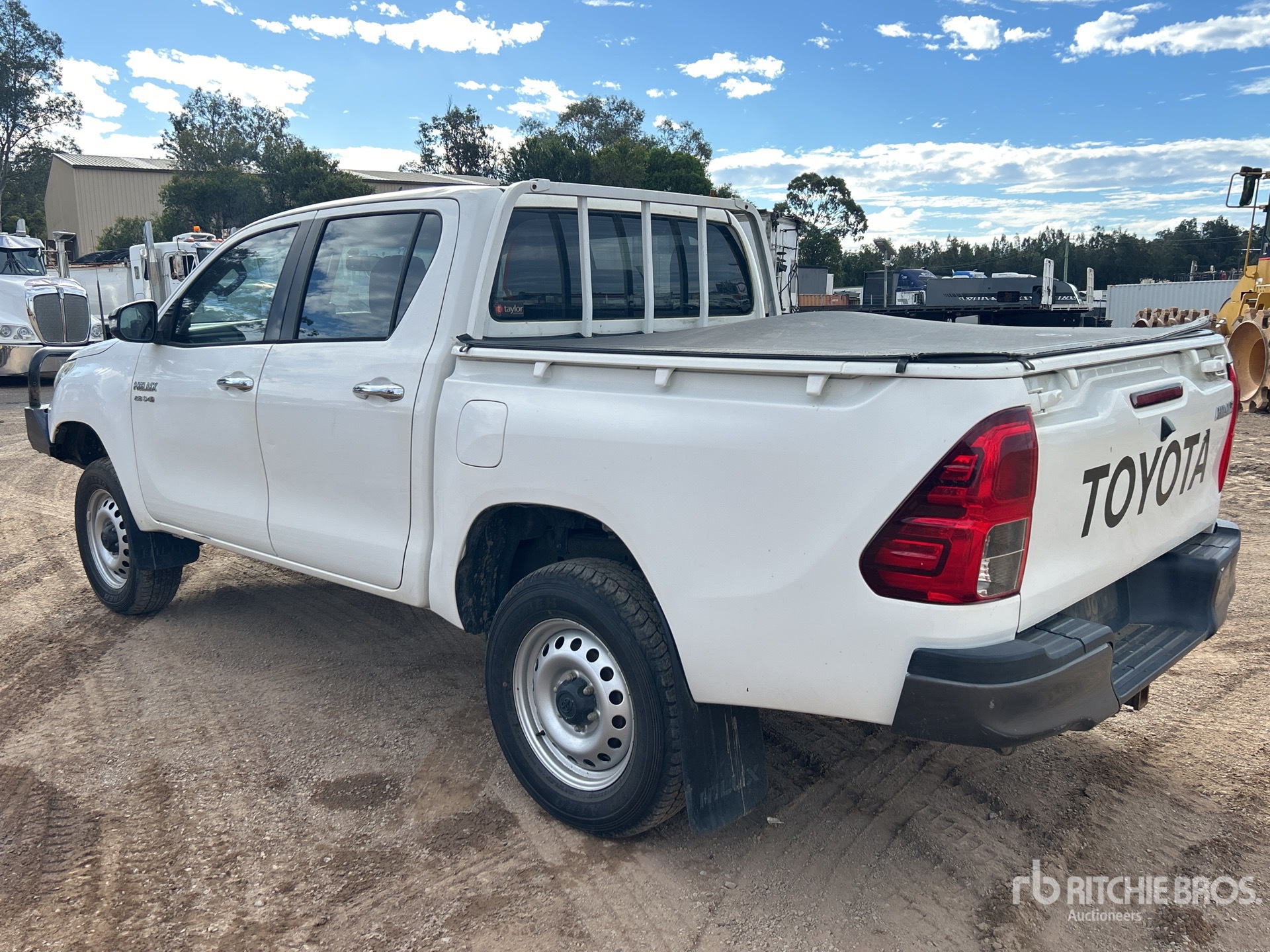 General Appearance with Picture, Right Rear Corner