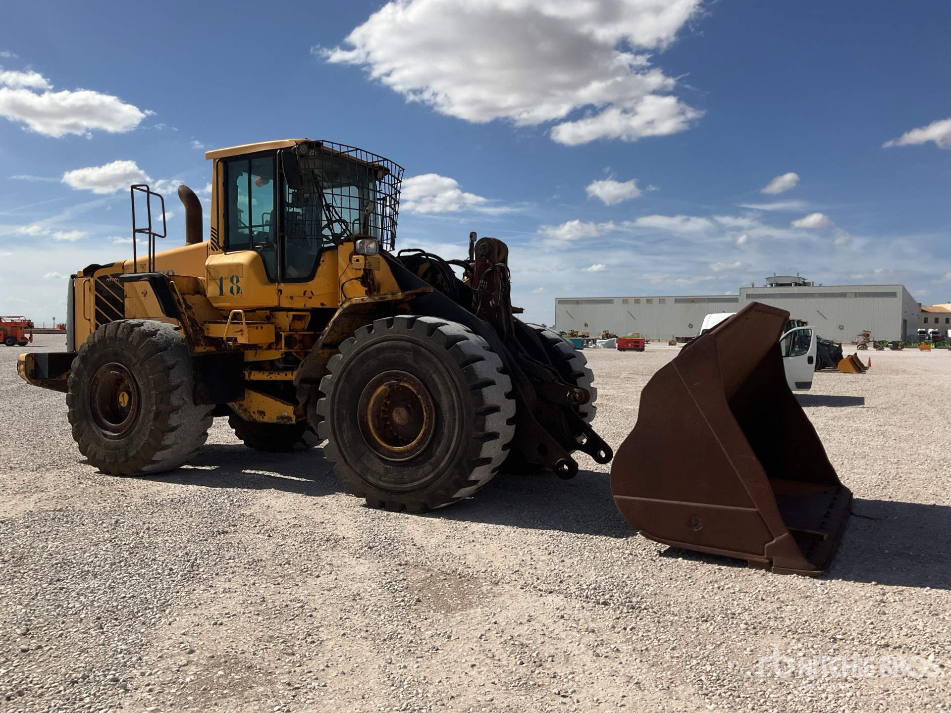 2010 Volvo L150F