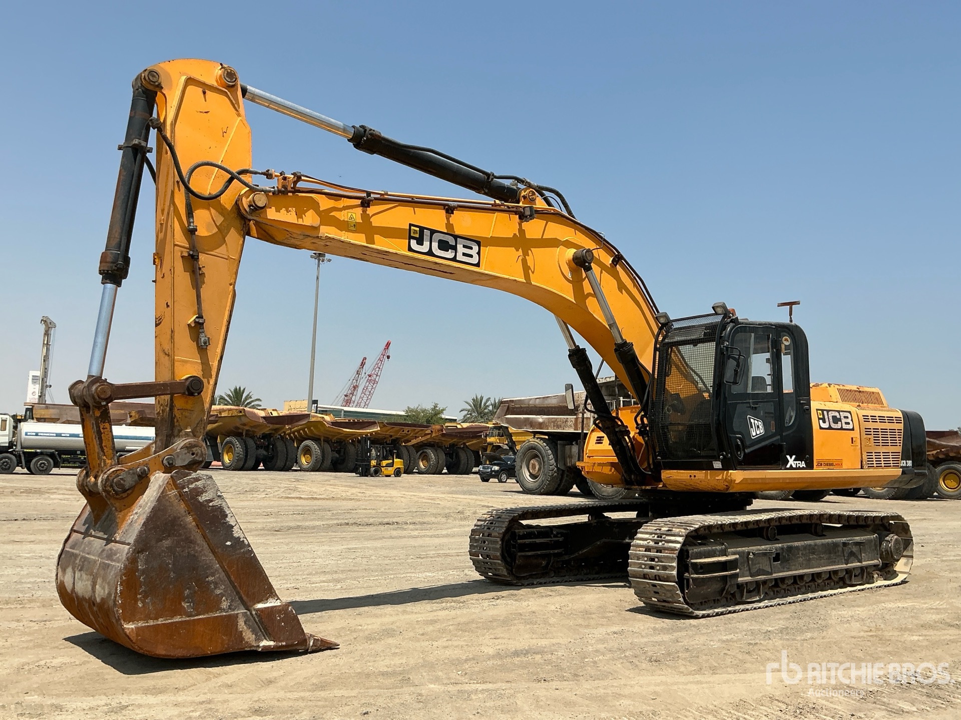 Photo of a 2018 JCB 380LC