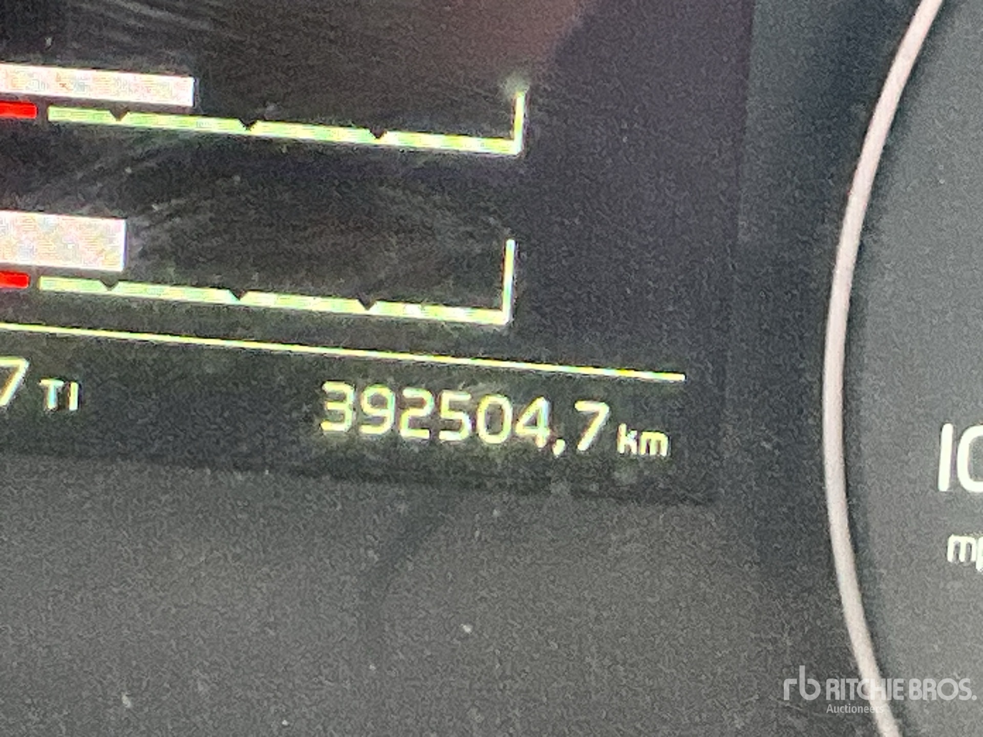 2016 Volvo FM420