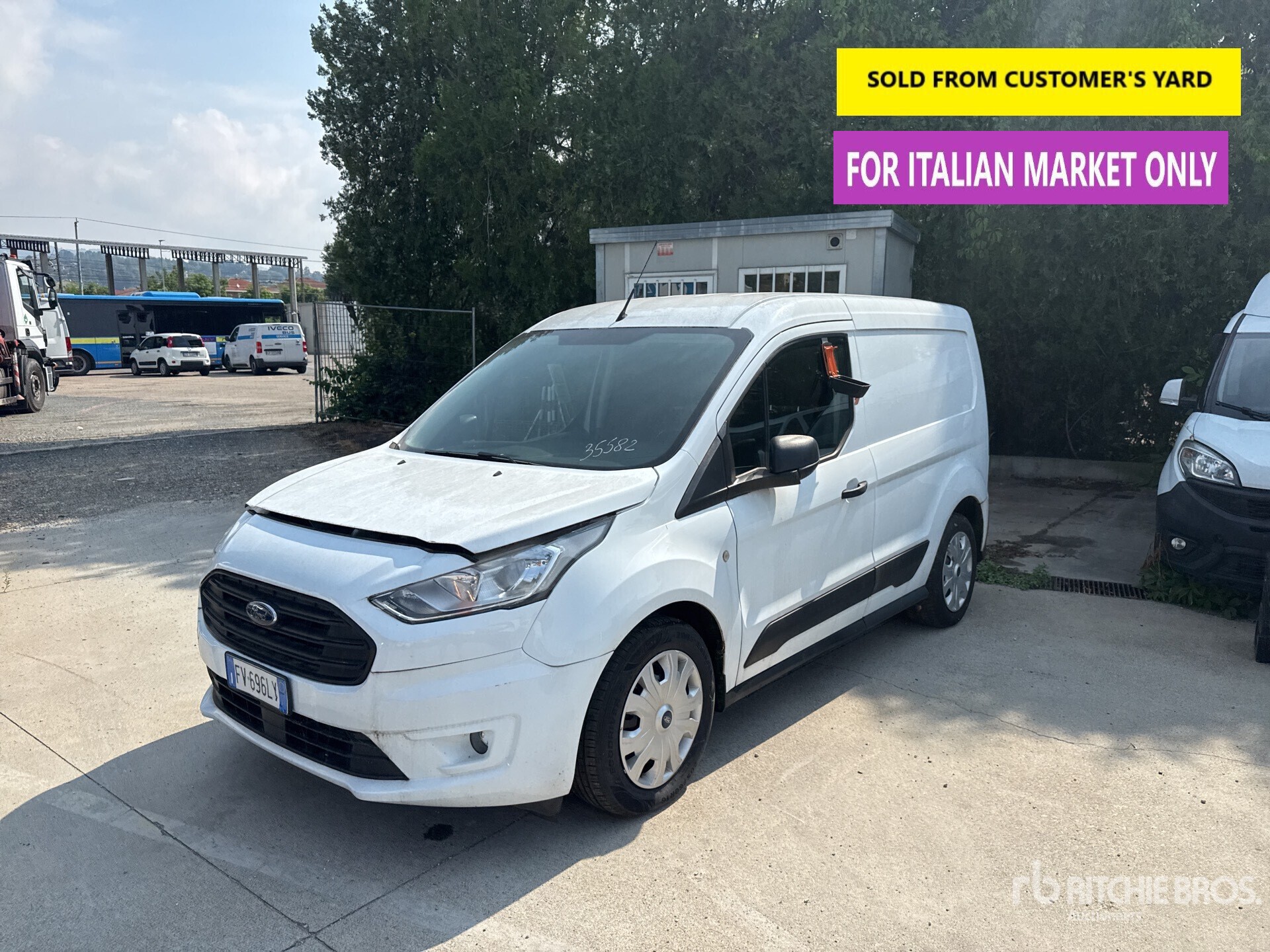 General Appearance with Featured Photo