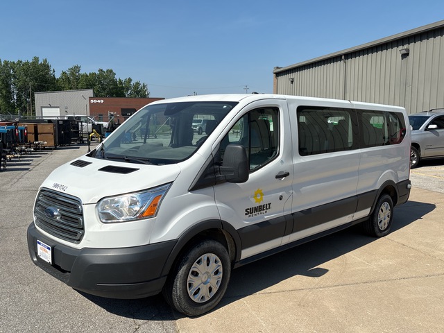 2017 Ford Transit 350 XLT 14 Passenger Van