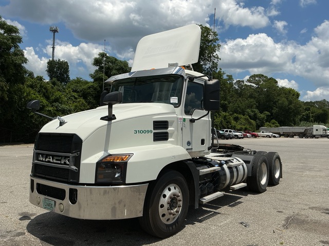 2020 Mack Anthem AN64T 6x4 T/A Day Cab Truck Tractor