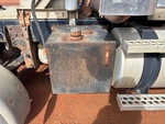 4 Underbody - Truck with Tanque hidráulico