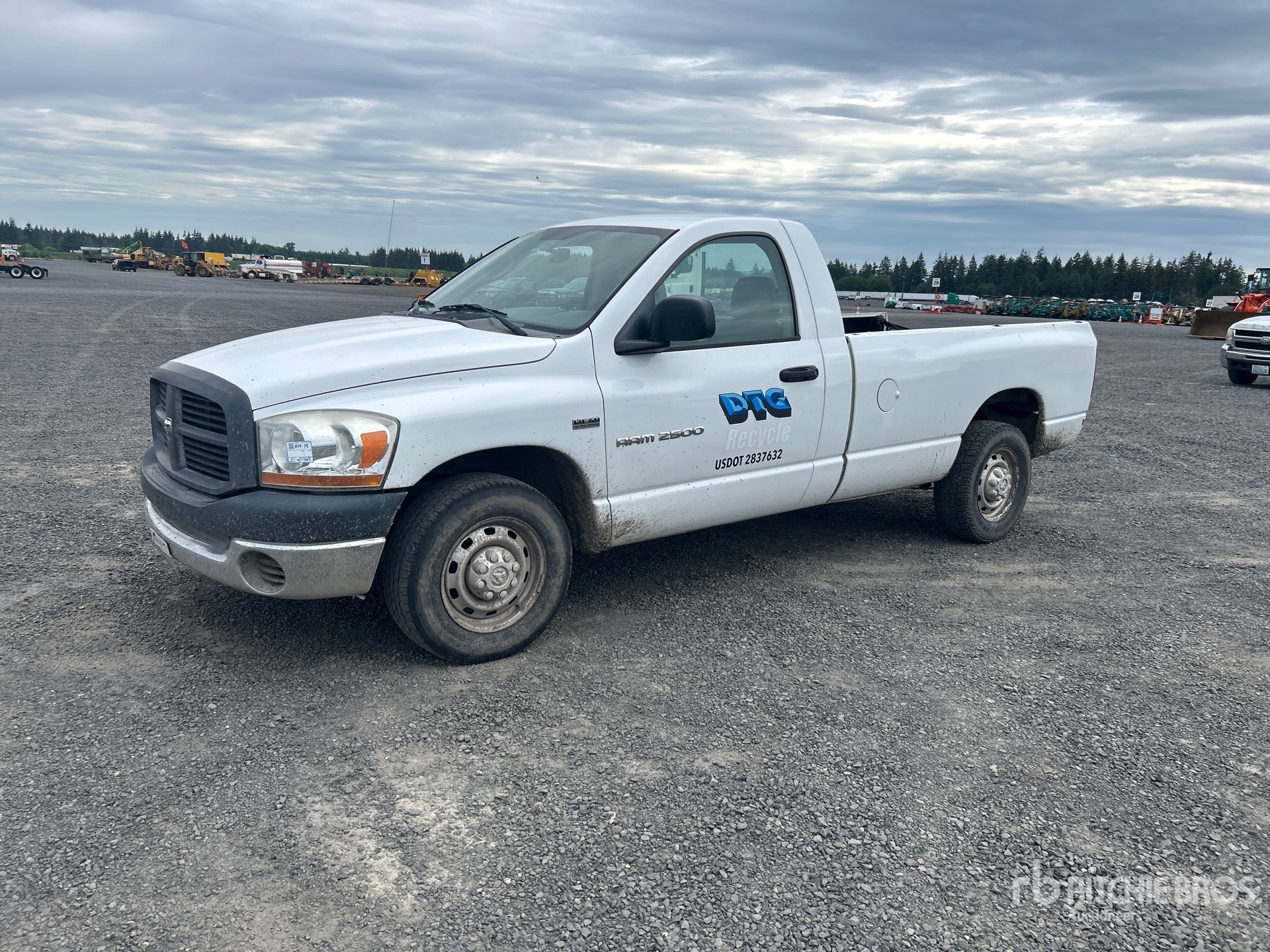 General Appearance with Featured Photo