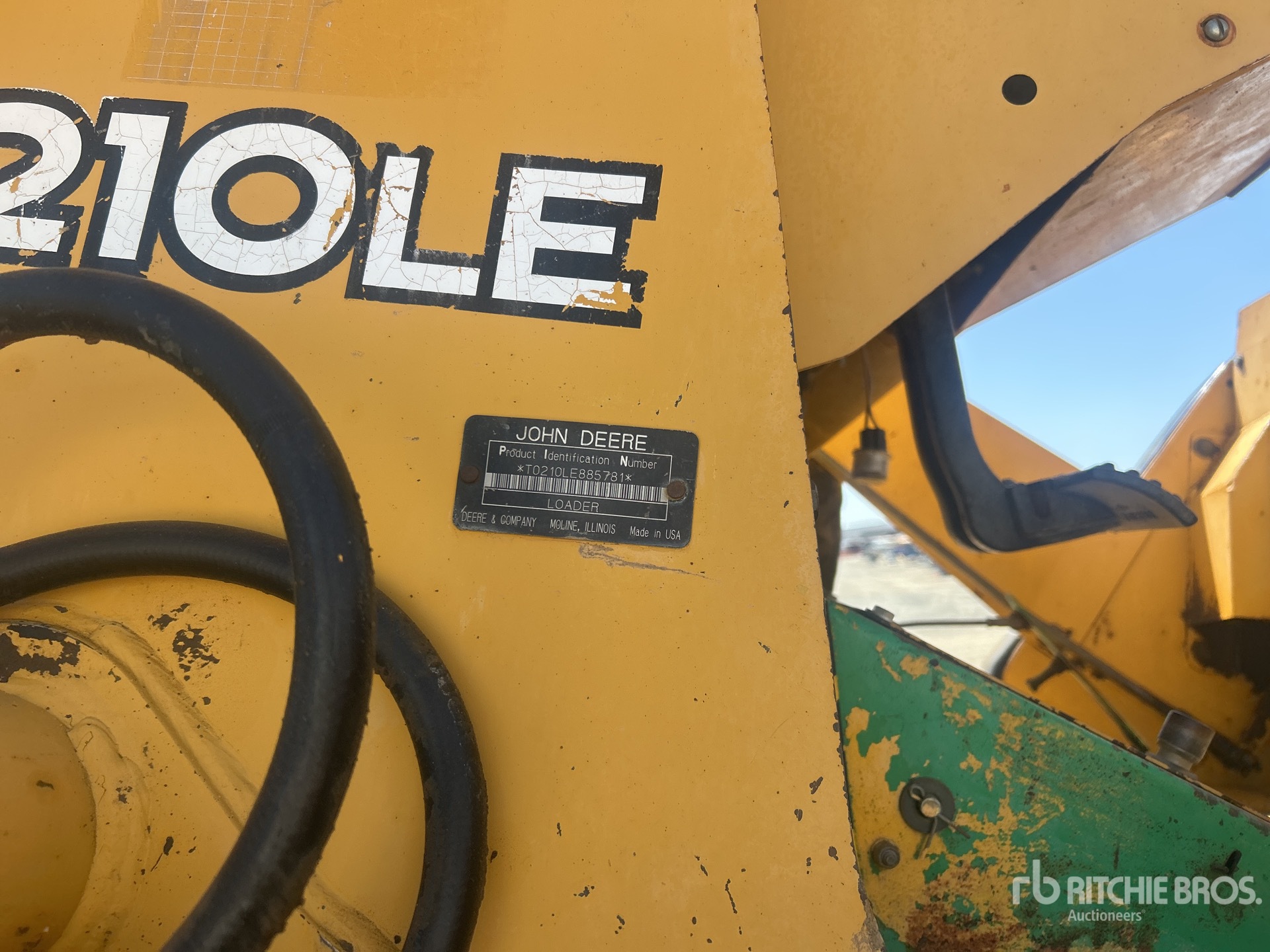 Photo of a 2006 John Deere 210LE