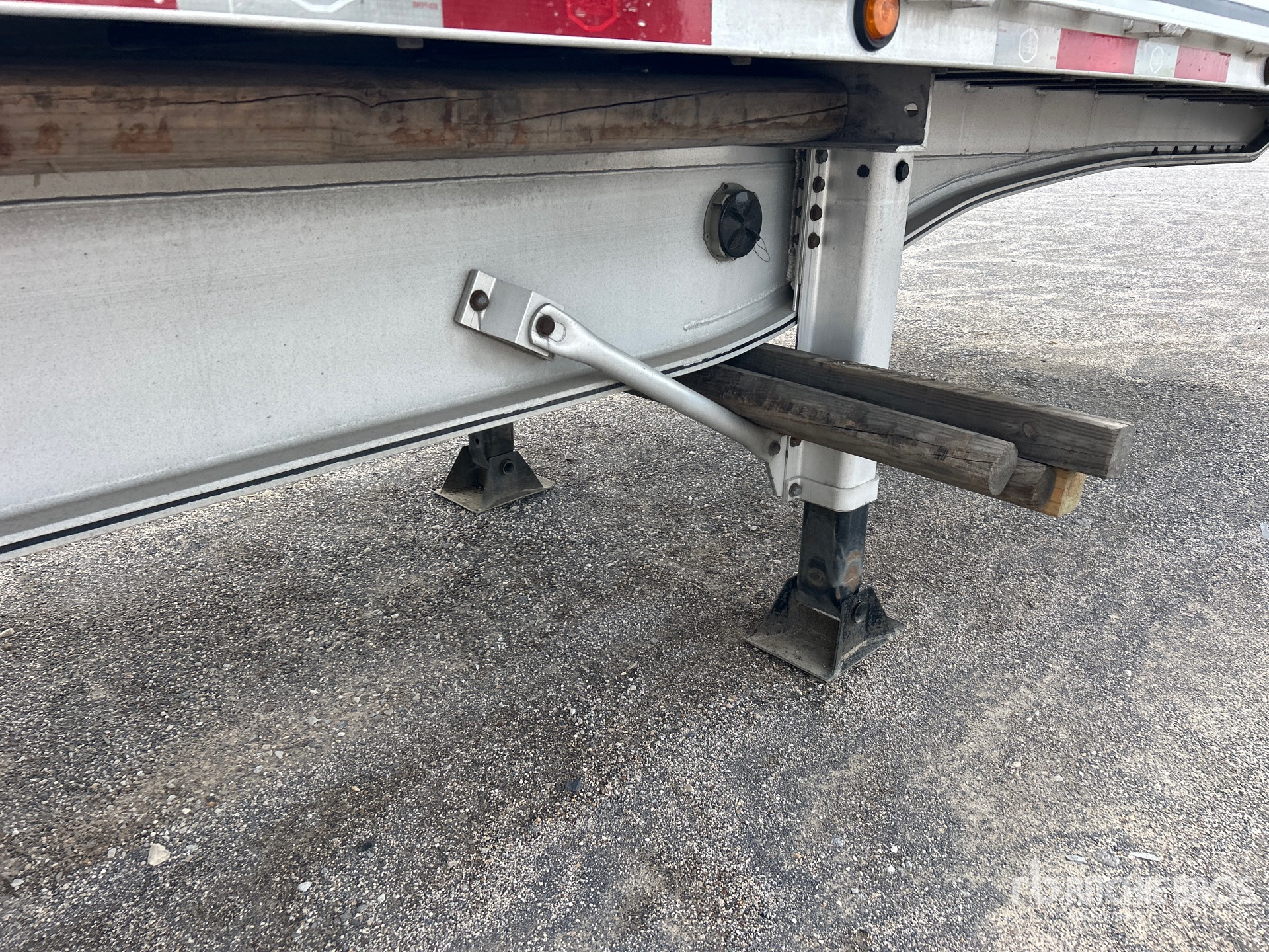 Photo of a 2020 Mac 48 ft T/A Spread Axle