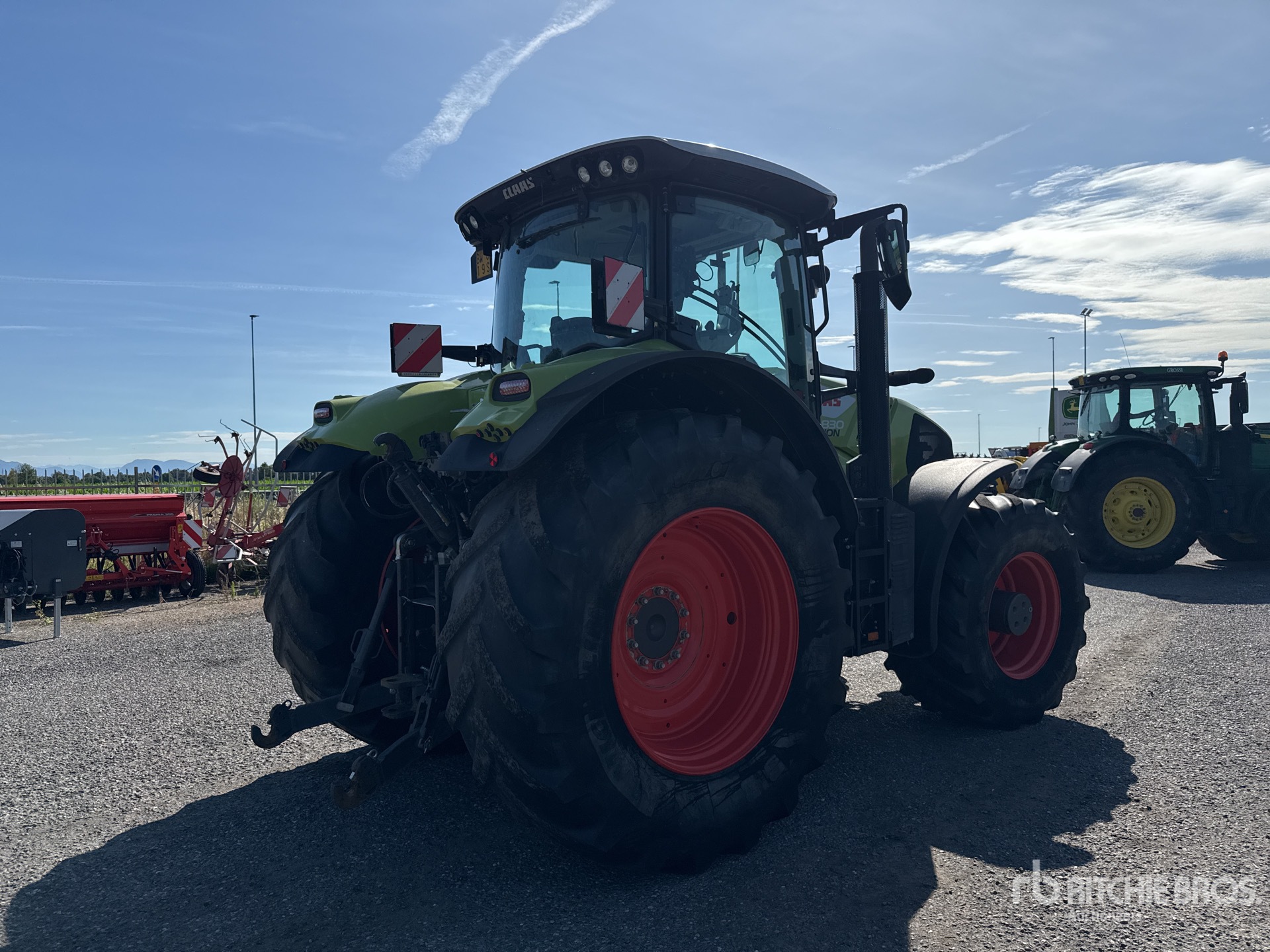 General Appearance with Picture, Right Rear Corner
