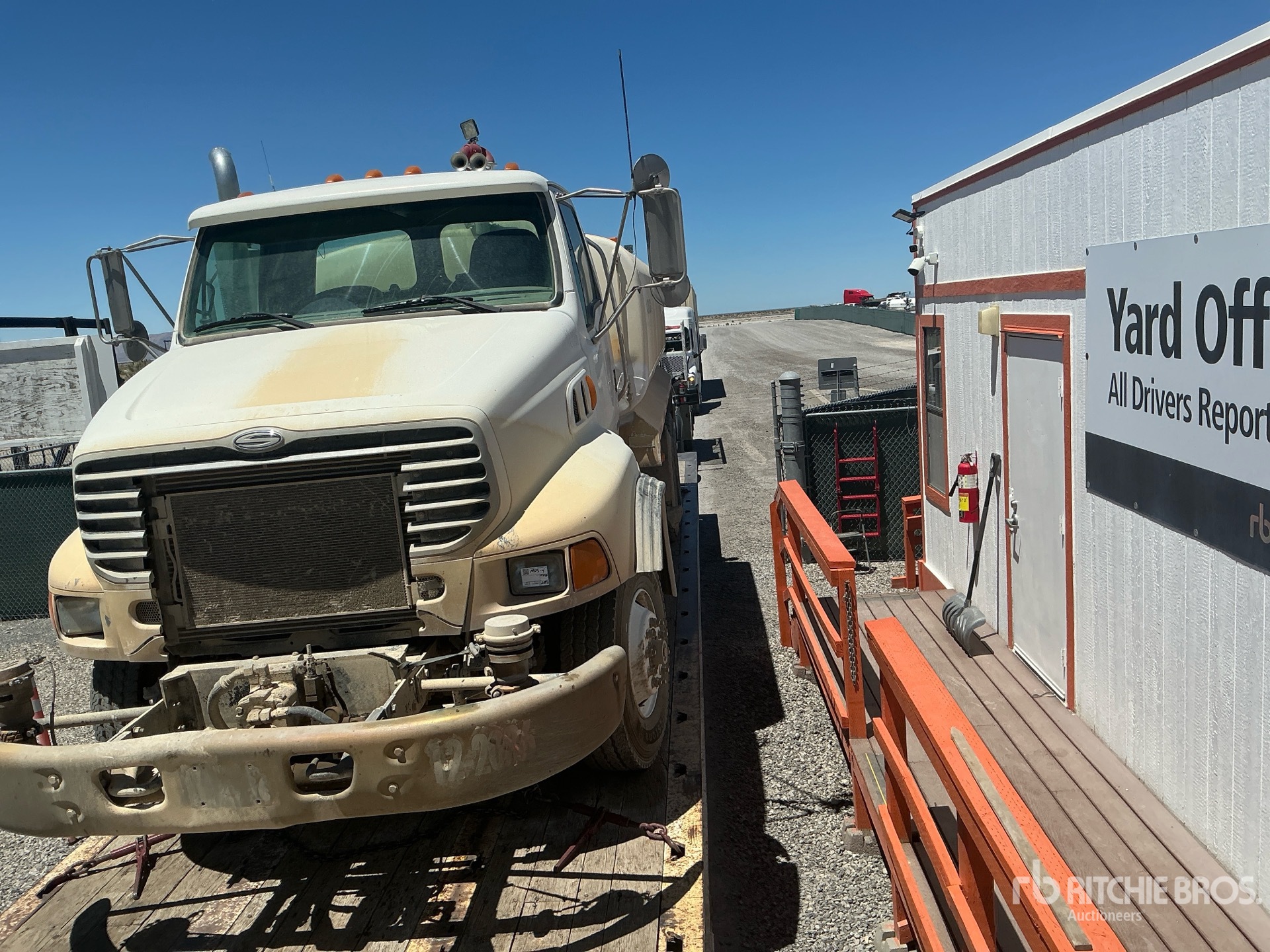2005 Sterling LT9500
