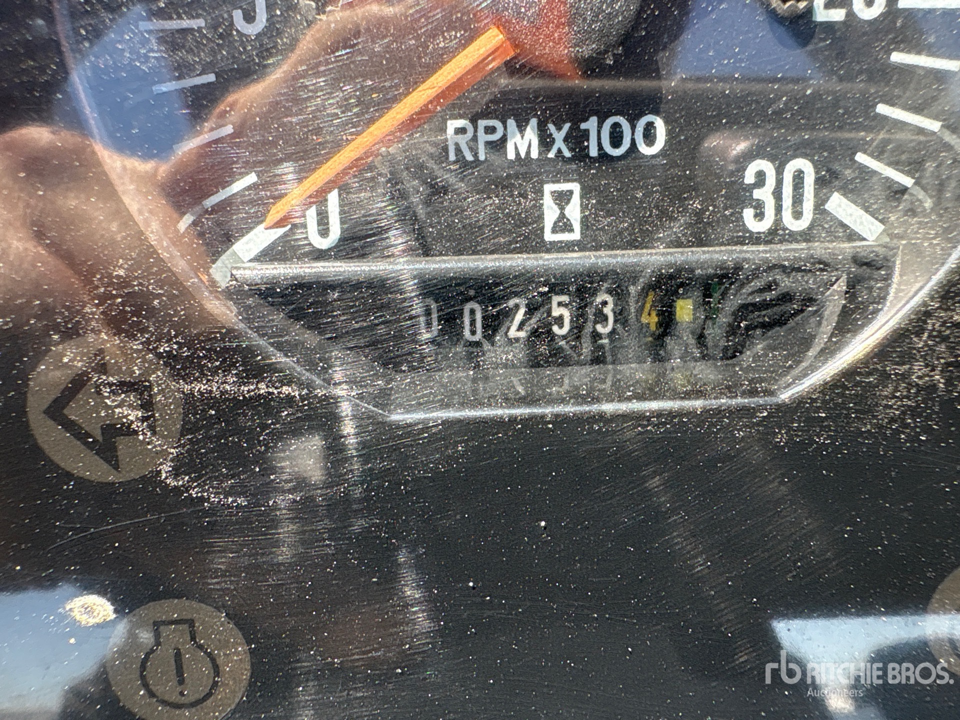 General Appearance with Hour Meter / Odometer