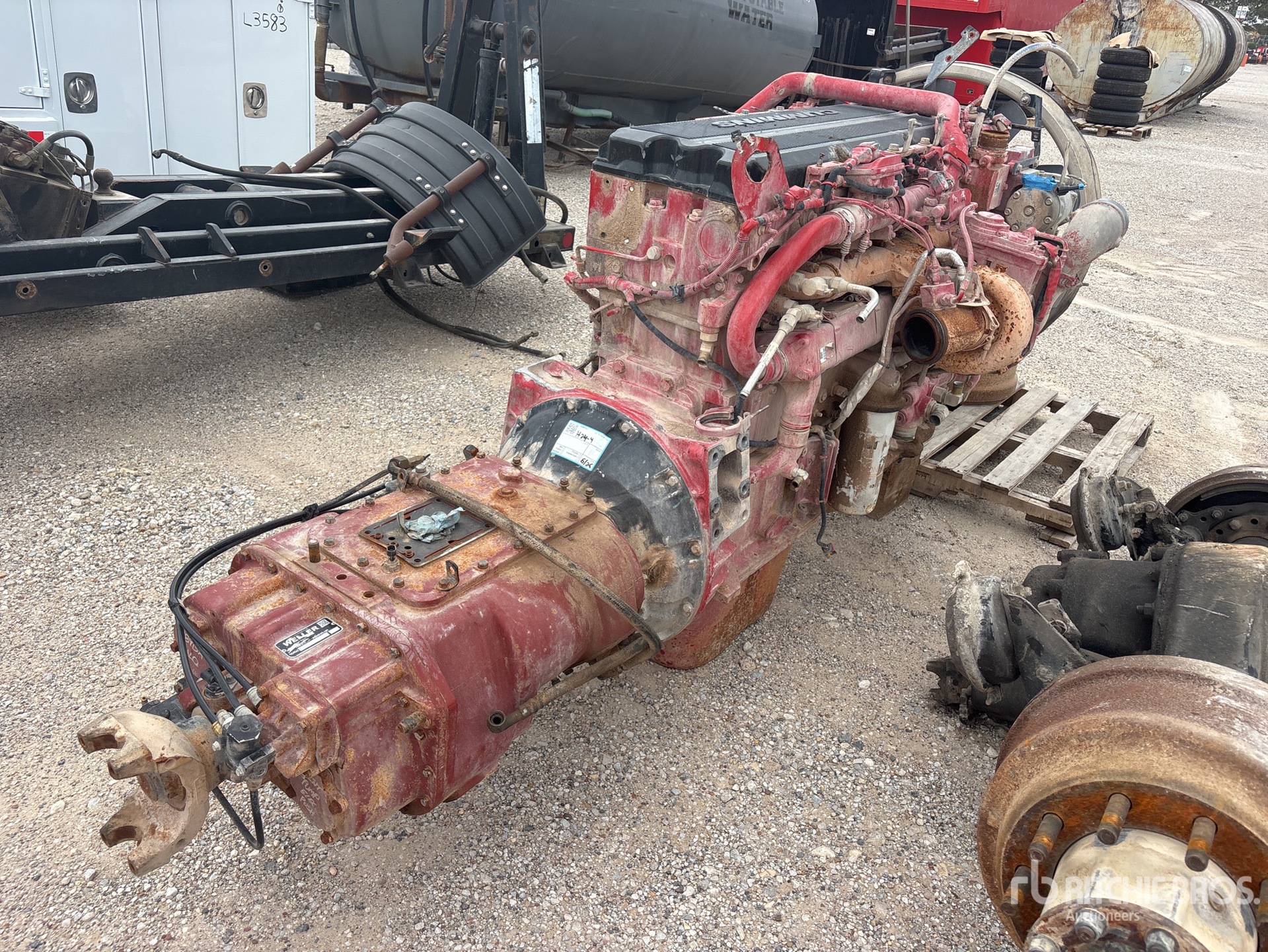 General Appearance with Picture, Right Rear Corner