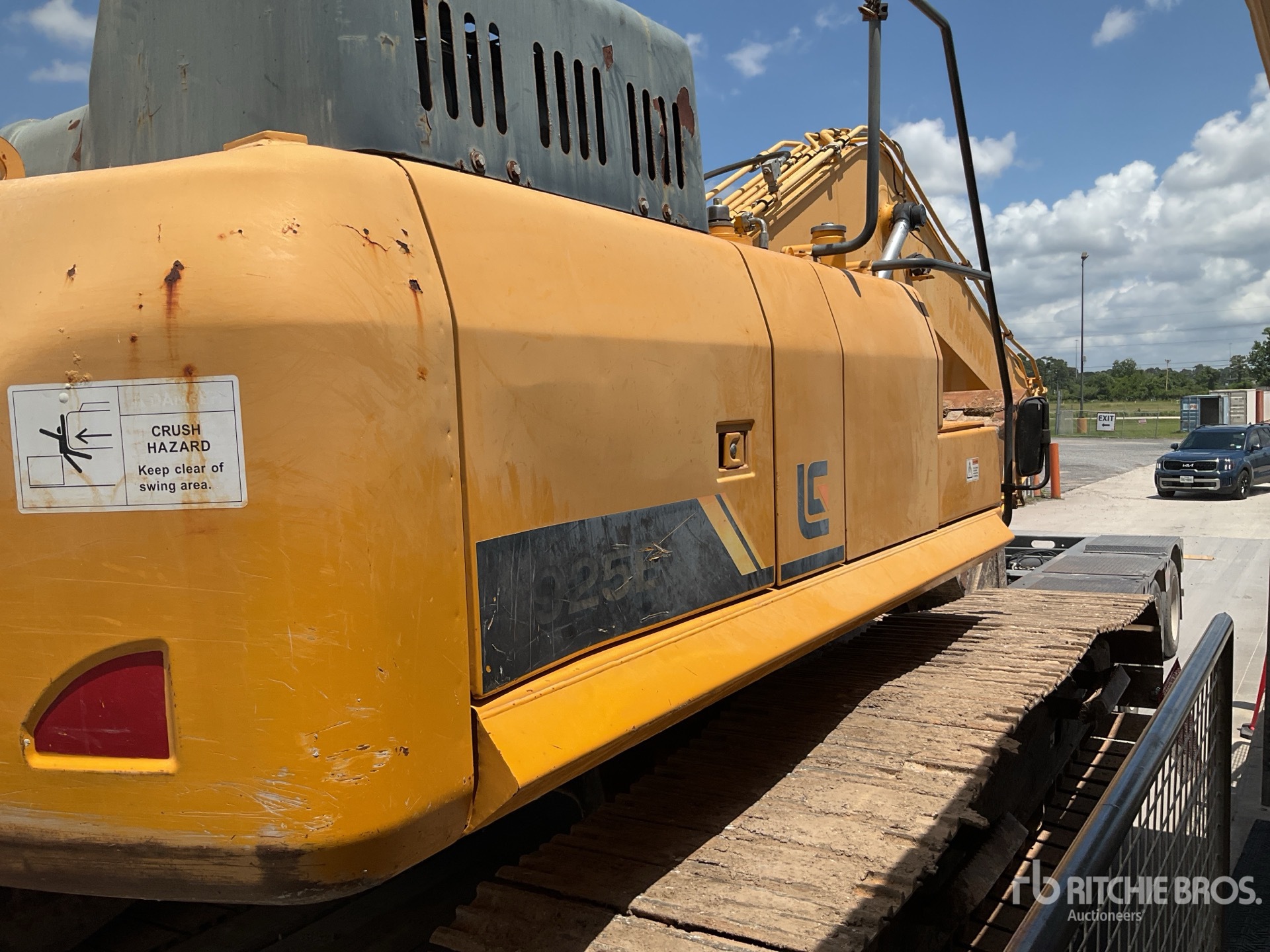 Photo of a 2021 Liugong 925E