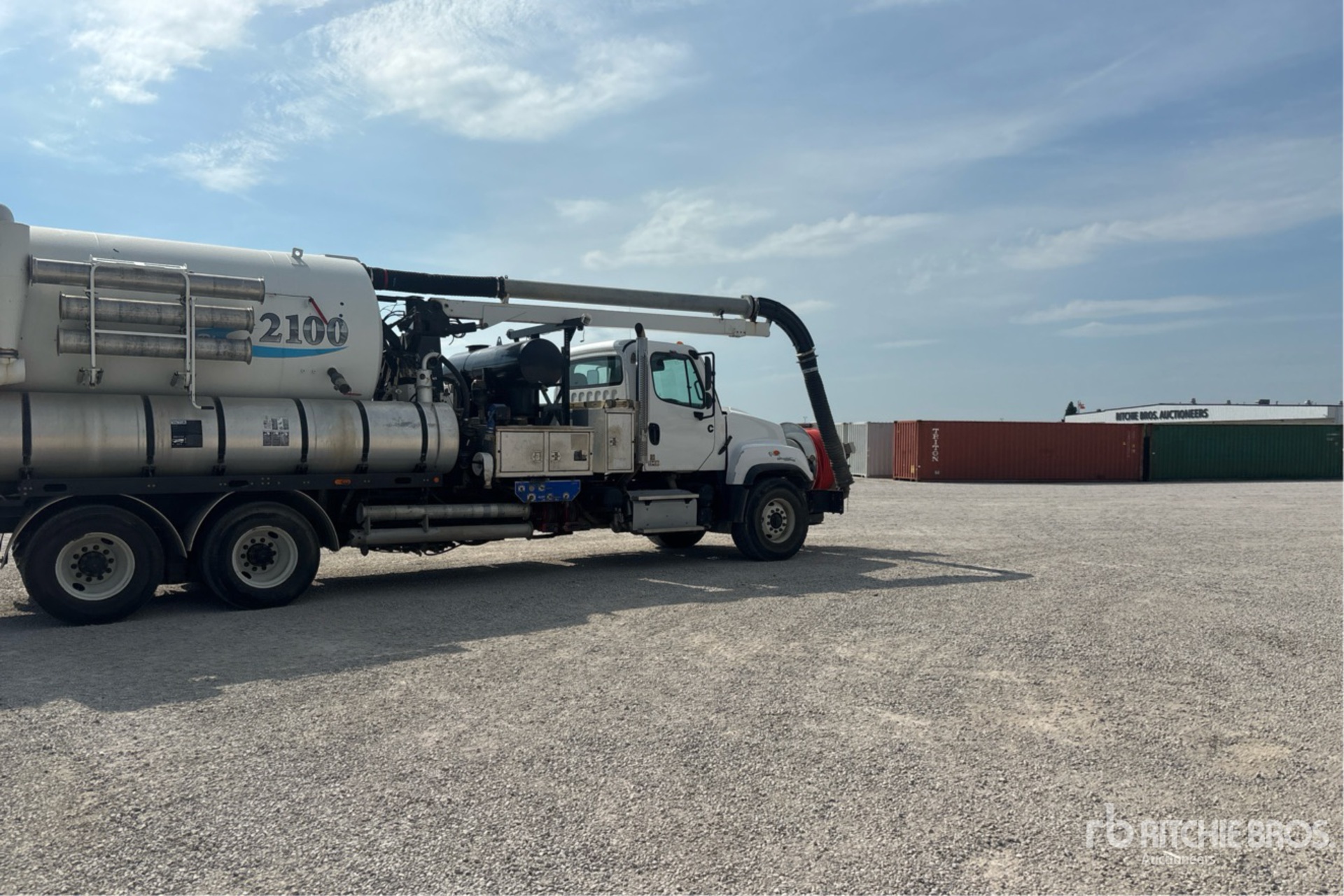 2017 Freightliner 114SD