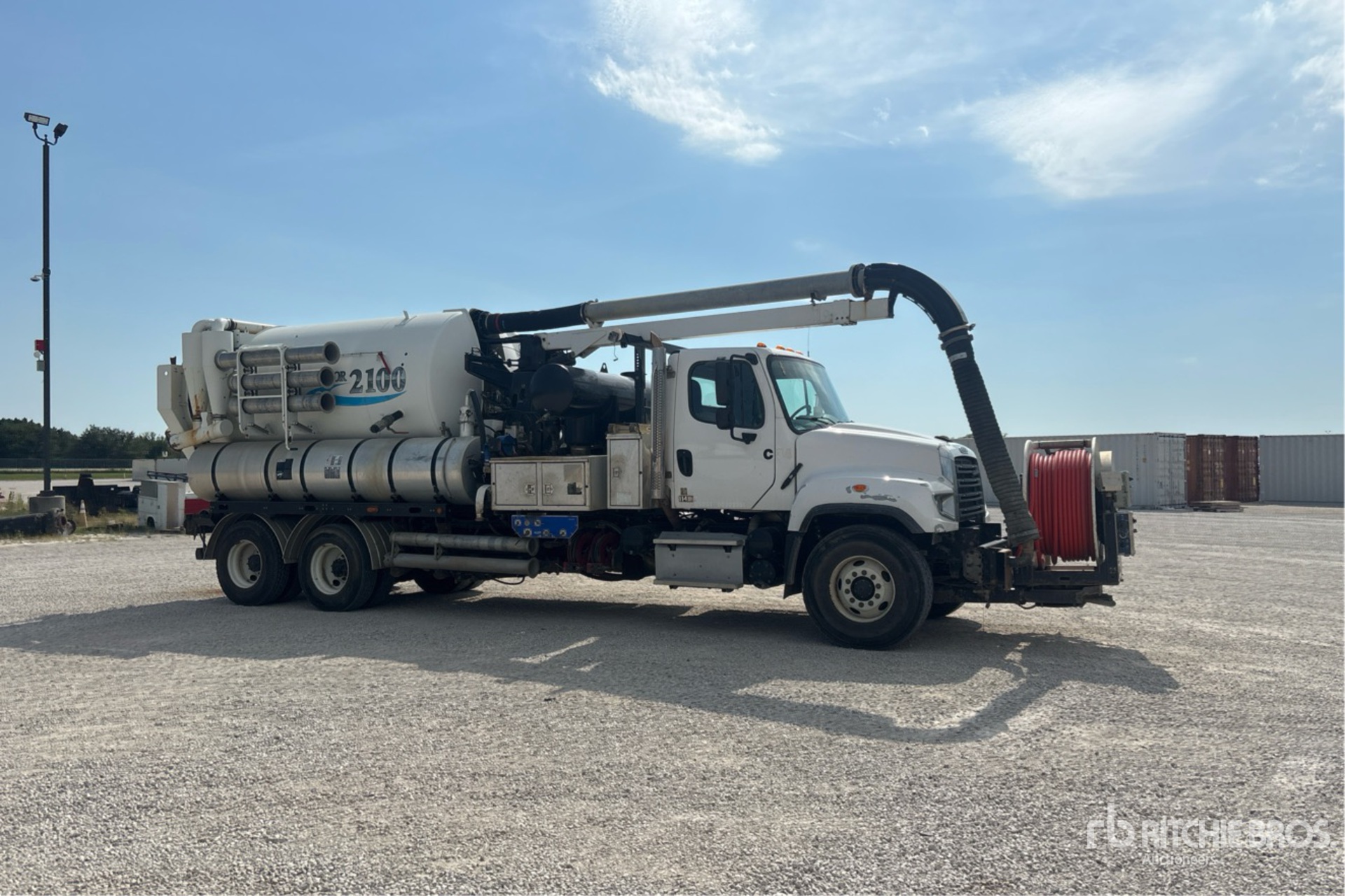 2017 Freightliner 114SD