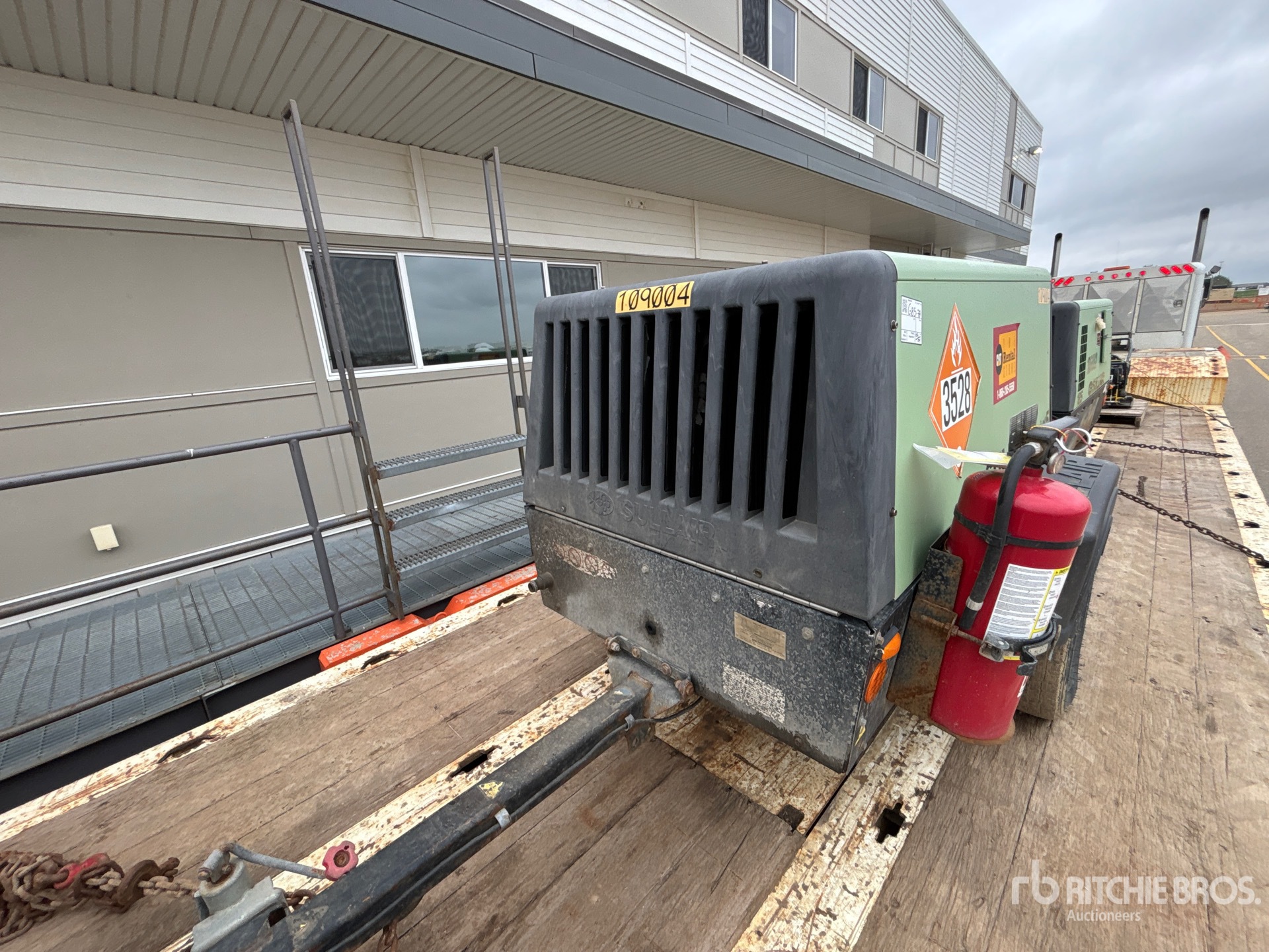 Photo of a 2017 Sullair 185DPQ