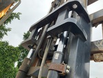 Hydraulics with Mast Lift Cylinders