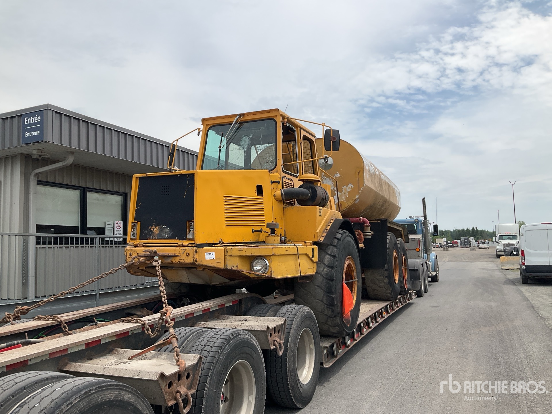 Photo of a 1989 Volvo A25