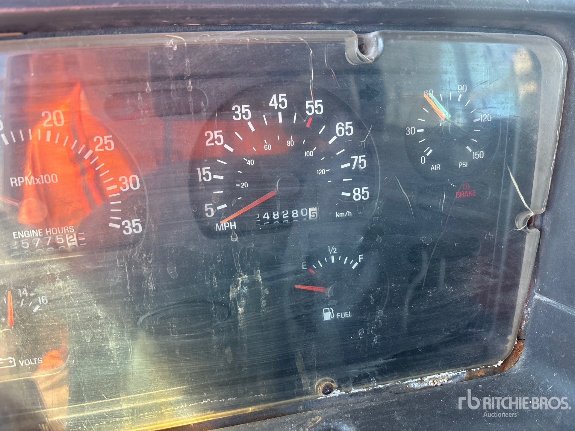 General Appearance with Hour Meter / Odometer